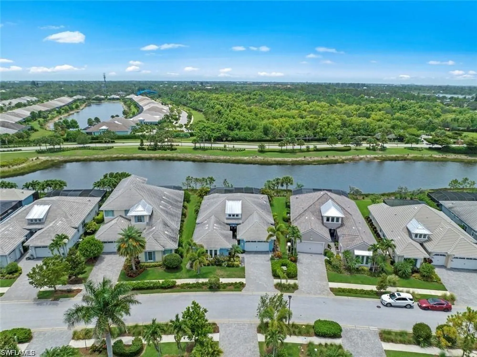 Property Slideshow image 39 of 44 | 4922 andros dr, Naples, FL, 34113