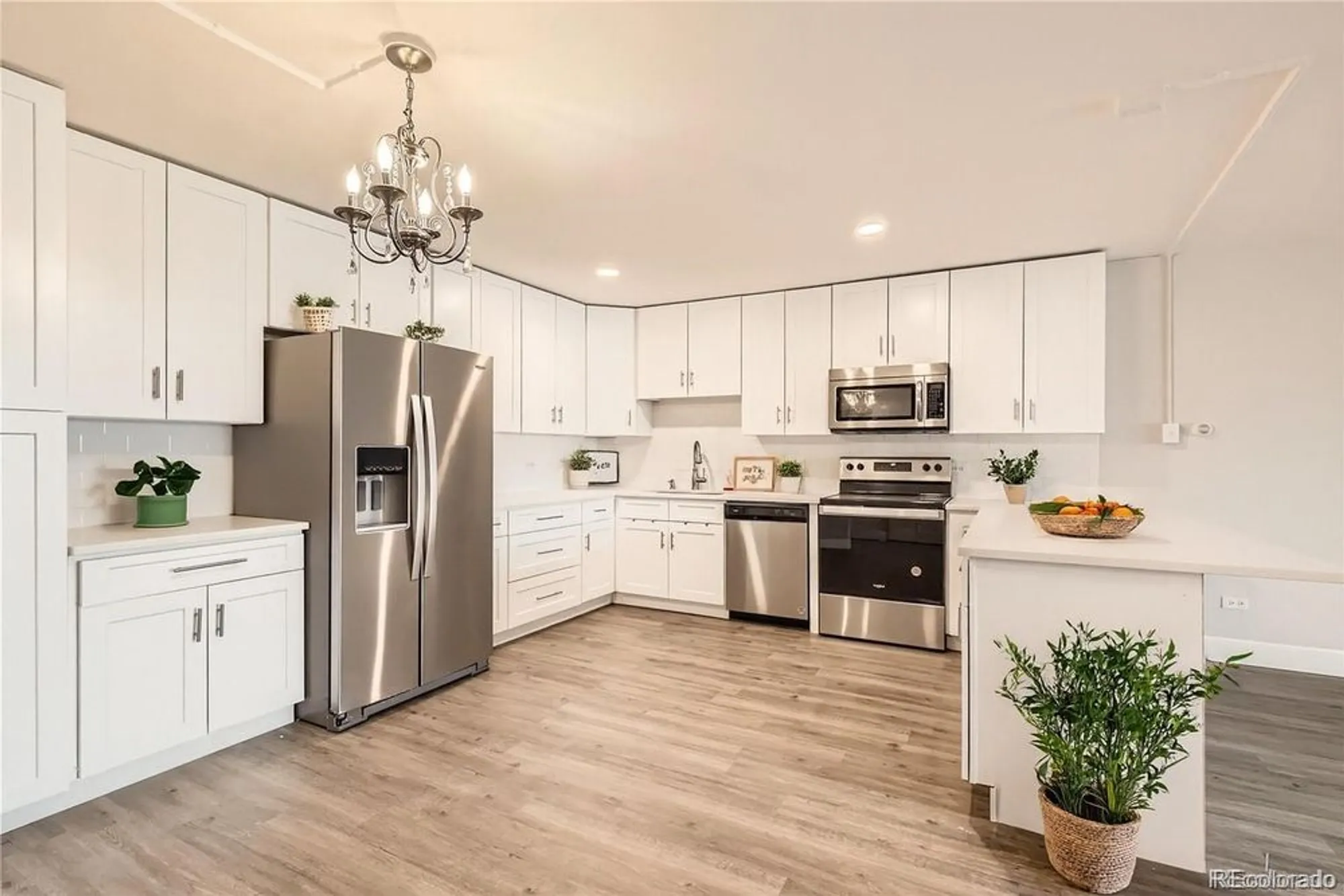 Property Slideshow image 4 of 11 | 9300 e center ave apt 3a, Denver, CO, 80247