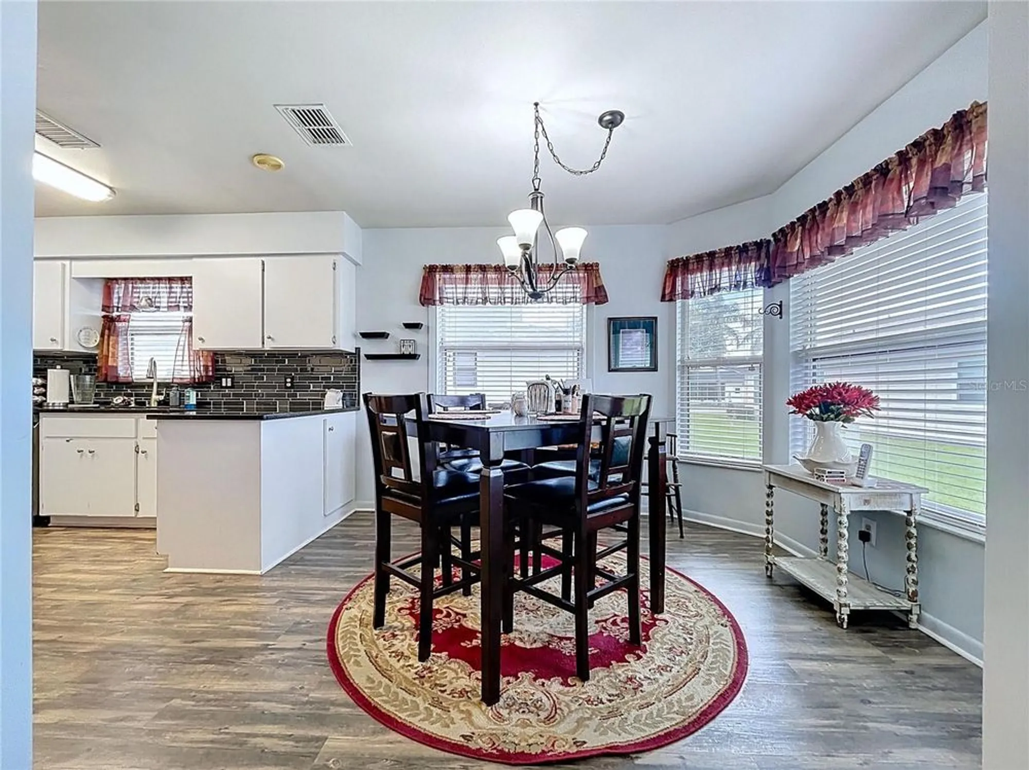 Property Slideshow image 20 of 41 | 2137 grand cypress dr, Lakeland, FL, 33810