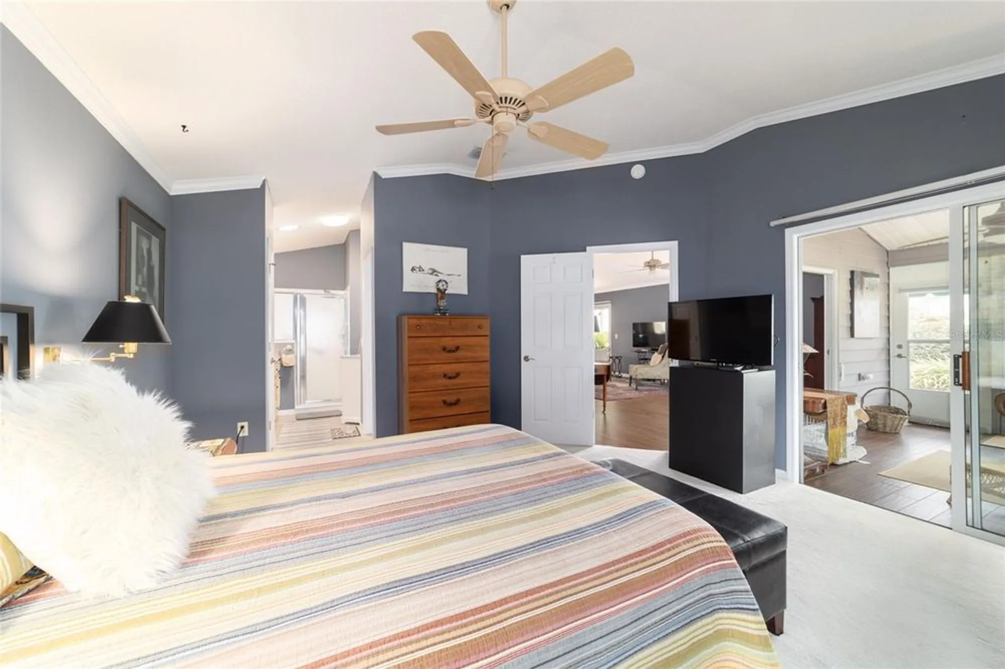 Property Slideshow image 28 of 58 | 1402 conchas dr, The Villages, FL, 32162