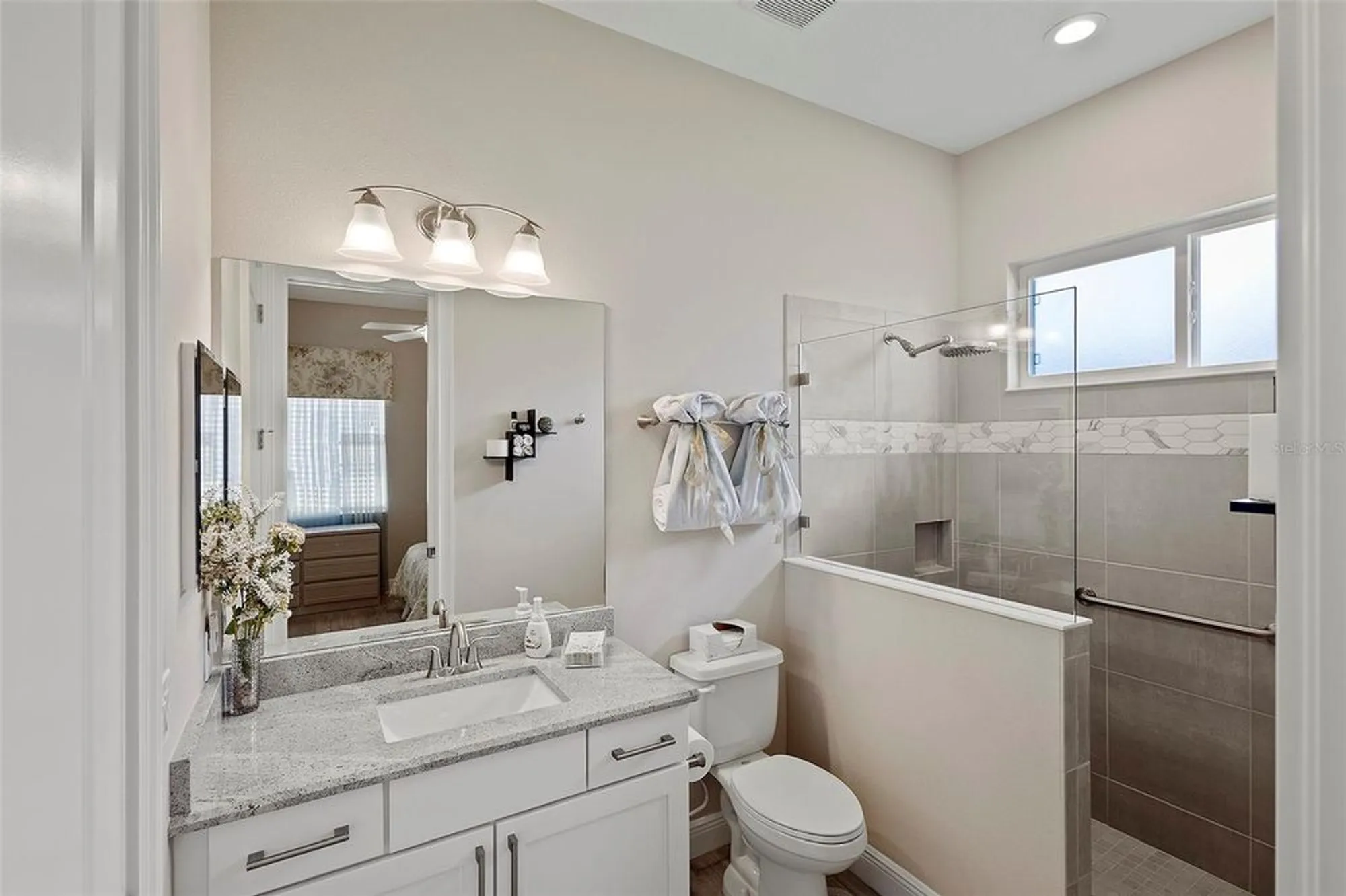 Property Slideshow image 40 of 70 | 5132 greens dr, Lady Lake, FL, 32159