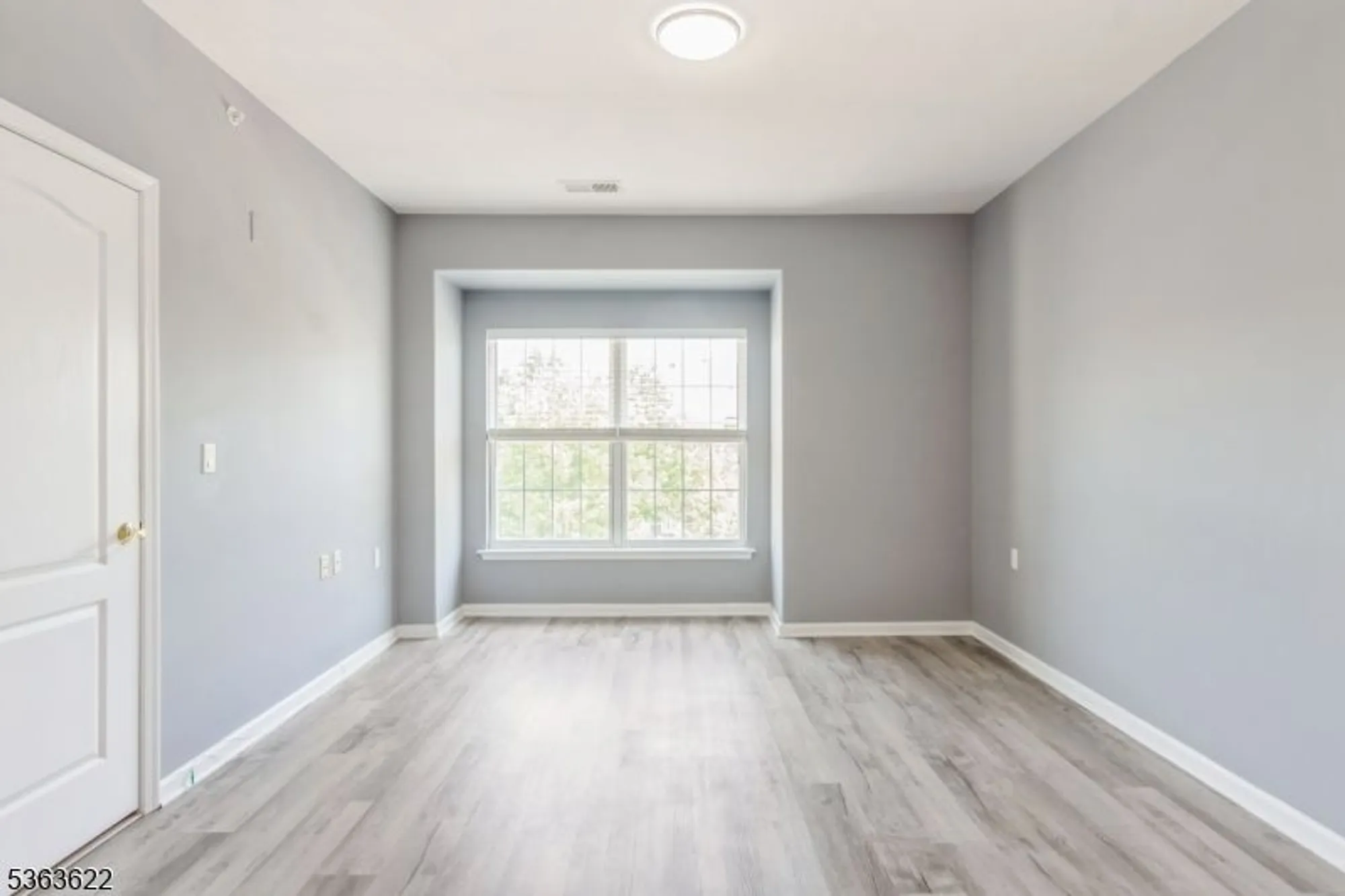 Property Slideshow image 21 of 28 | 2305 courtney ln, Somerset, NJ, 08873