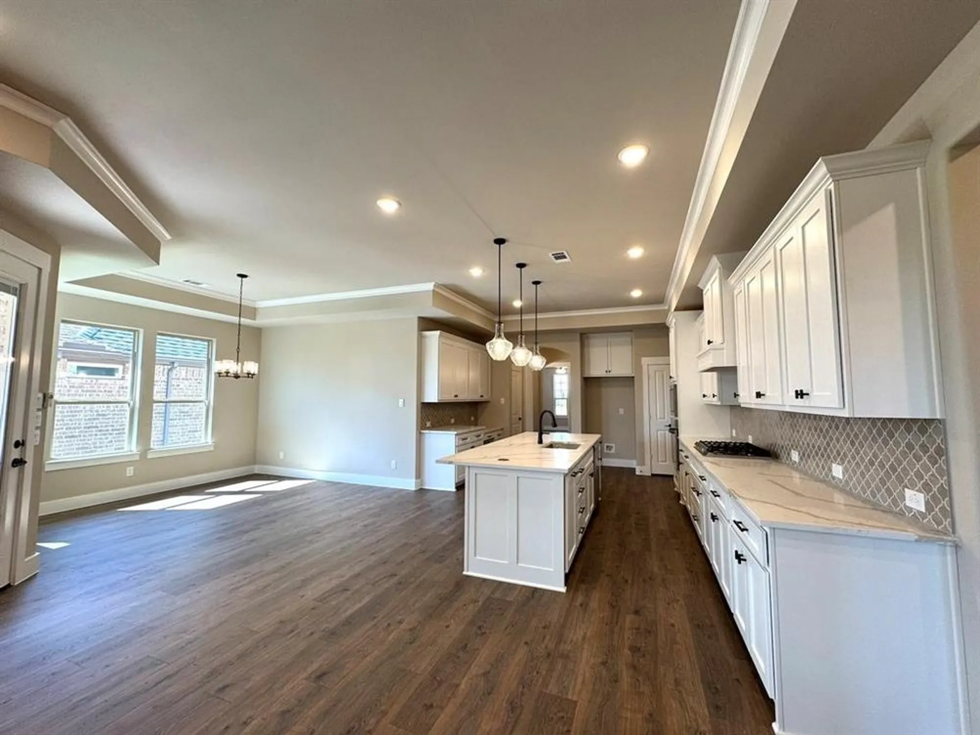 Property Slideshow image 8 of 28 | 5924 carmona trl, Fort Worth, TX, 76123
