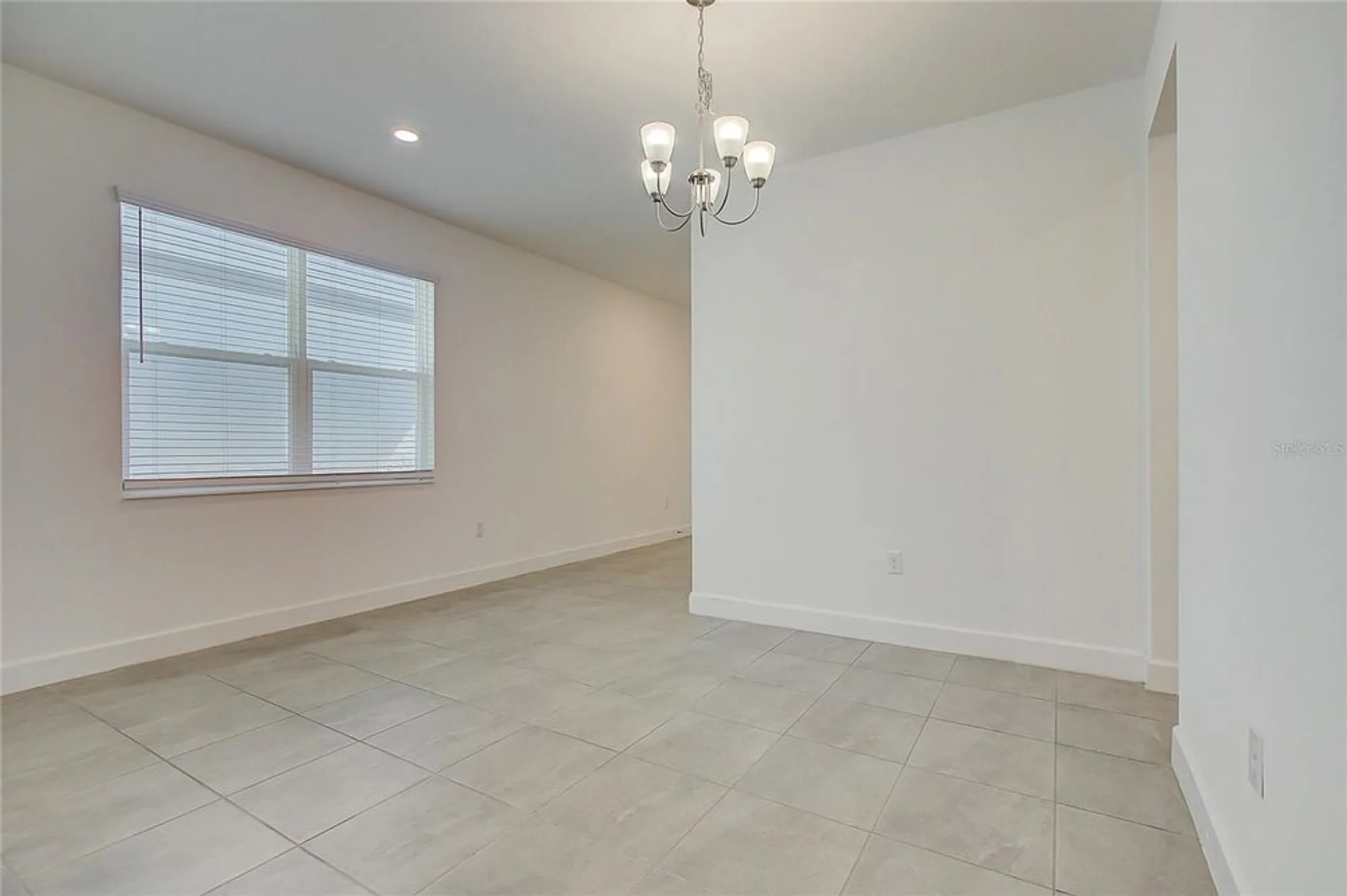 Property Slideshow image 21 of 91 | 411 sandsend ct, Apollo Beach, FL, 33572