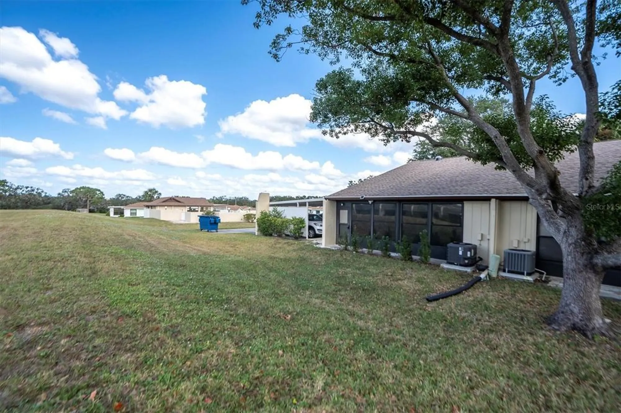 Property Slideshow image 24 of 38 | 11311 dollar lake dr apt 6, Port Richey, FL, 34668