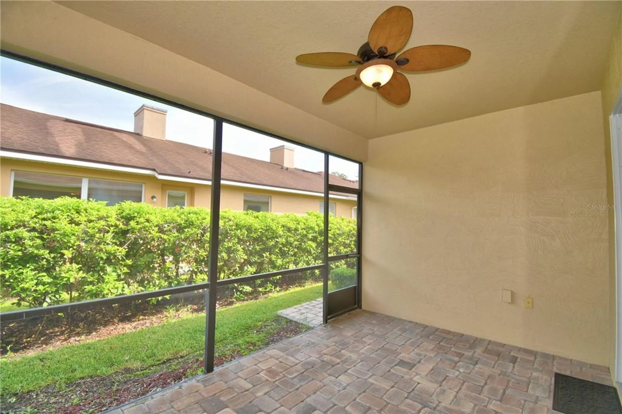 Property Slideshow image 13 of 68 | 1613 linz ct, Winter Haven, FL, 33884