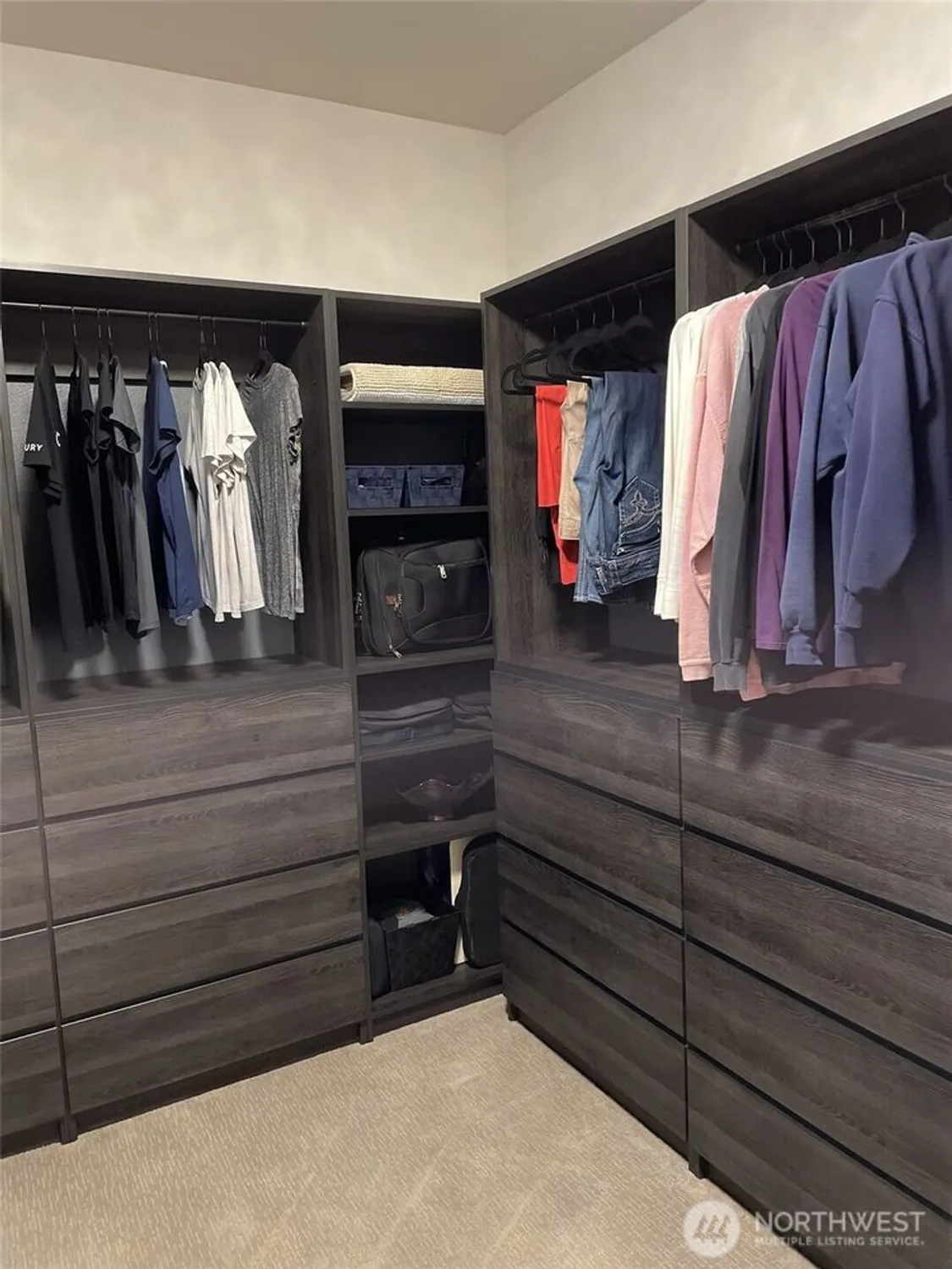 Property Slideshow image 14 of 20 | 5311 waldron dr, Lacey, WA, 98516