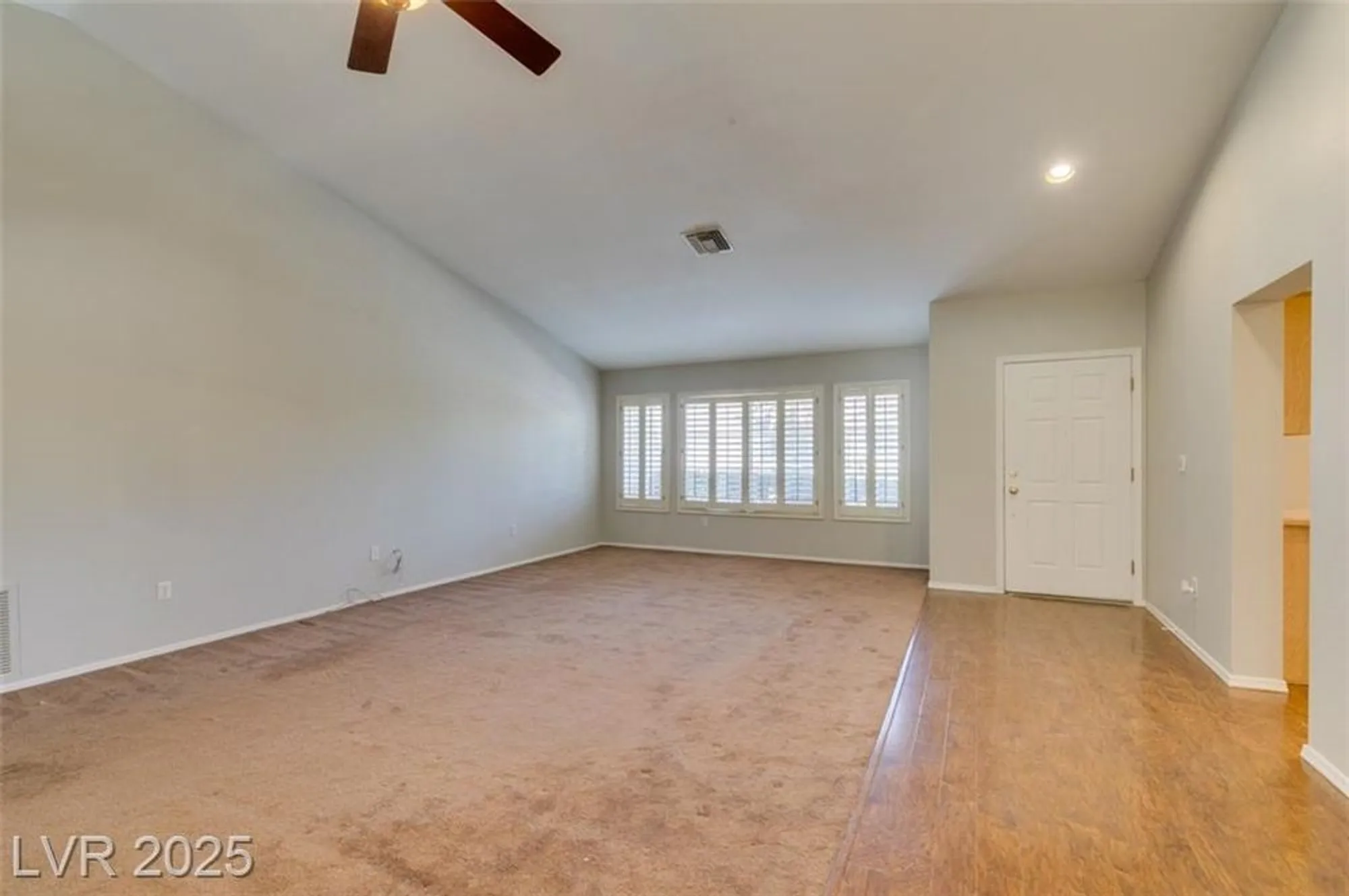 Property Slideshow image 5 of 31 | 10009 netherton dr, Las Vegas, NV, 89134
