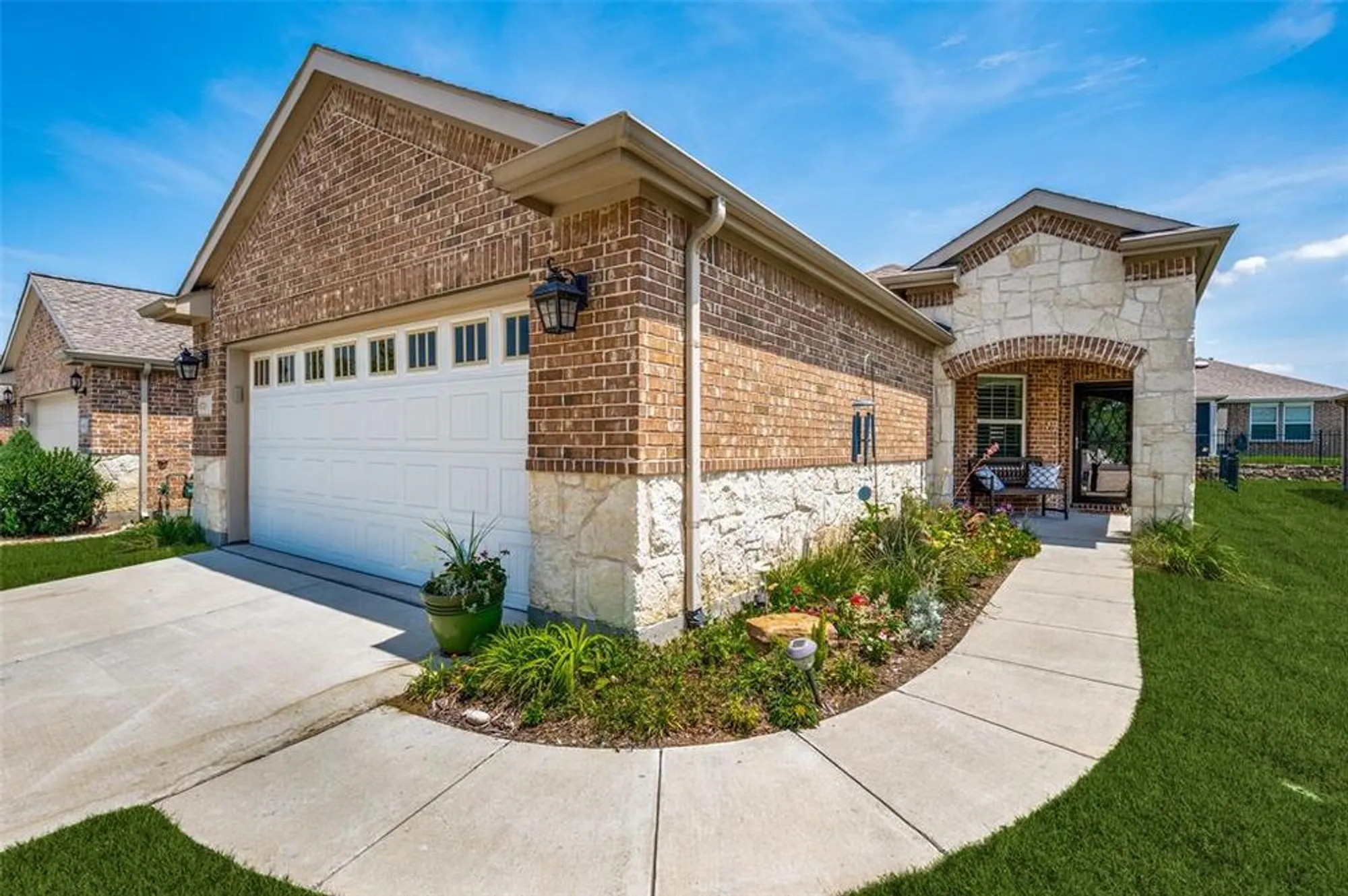 Property Slideshow image 1 of 40 | 6726 hickory creek dr, Frisco, TX, 75036