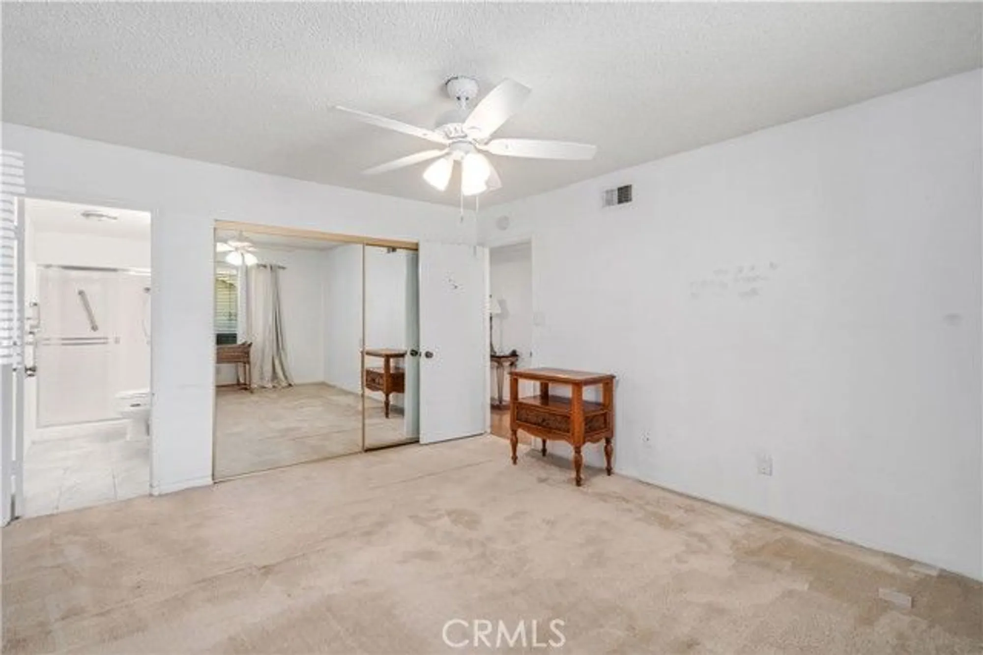 Property Slideshow image 15 of 30 | 19427 oak crossing rd, Newhall, CA, 91321