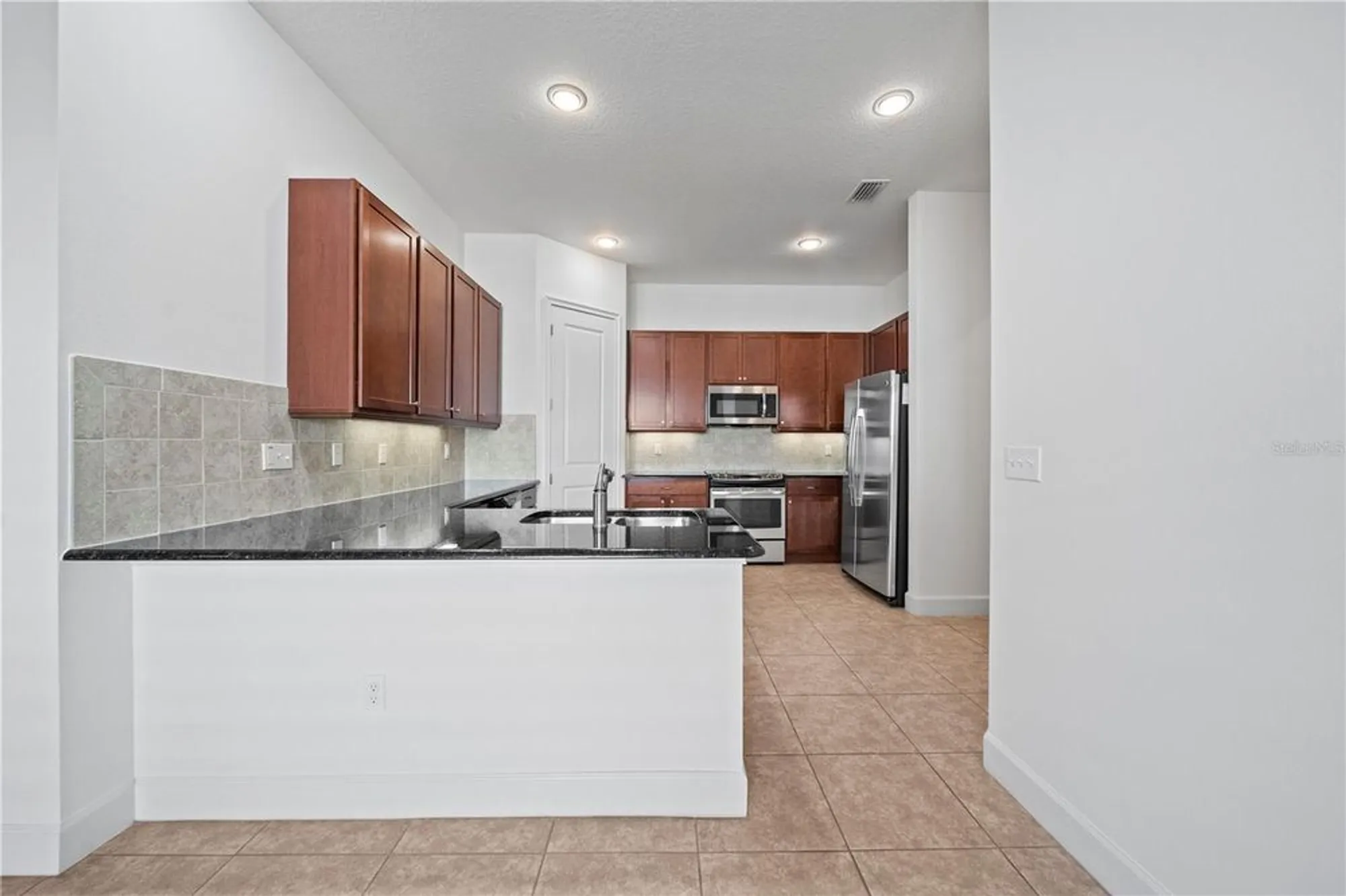 Property Slideshow image 9 of 27 | 732 aldenham ln, Ormond Beach, FL, 32174