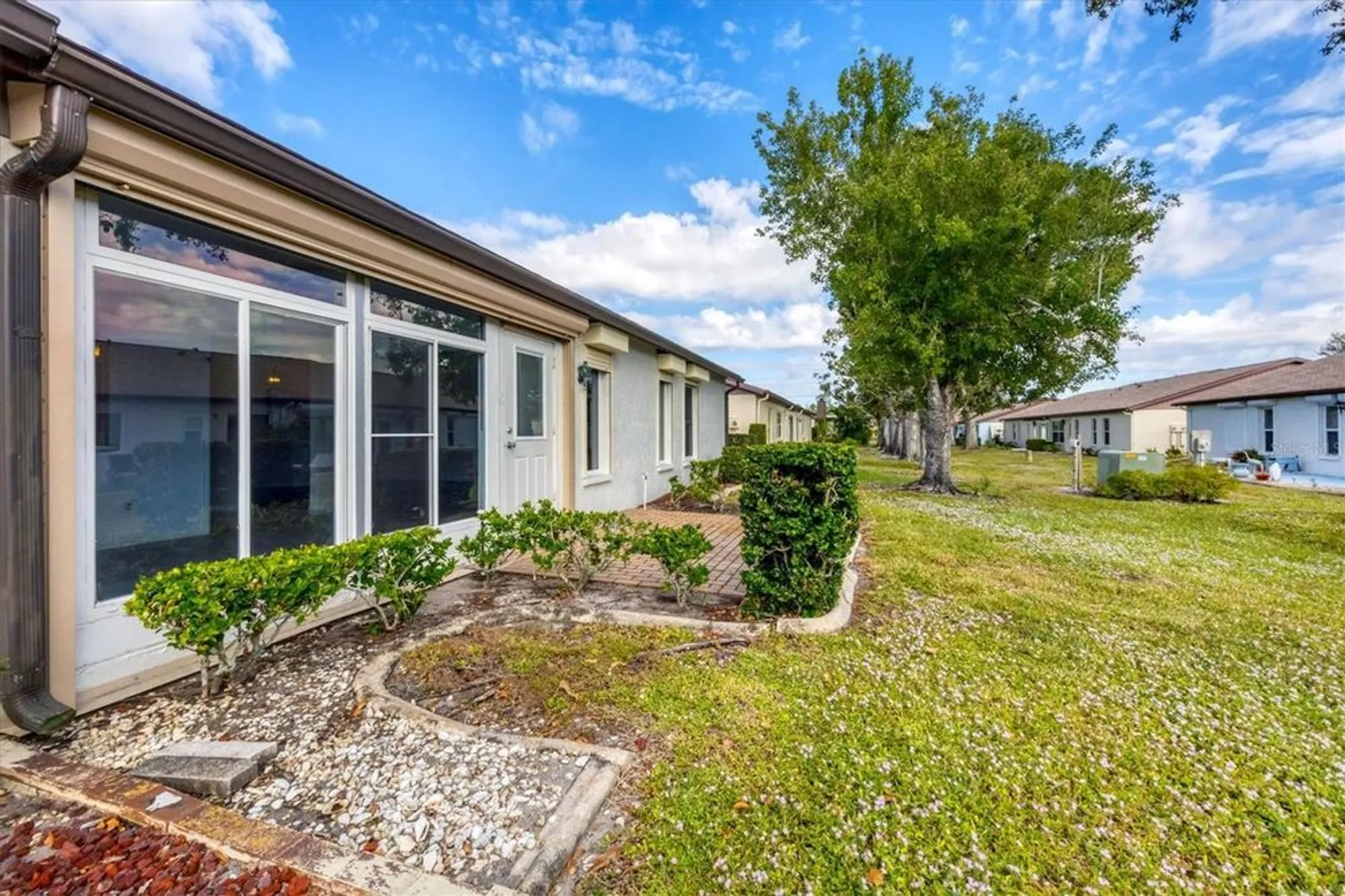 Property Slideshow image 32 of 55 | 606 chestnut ln, Englewood, FL, 34223