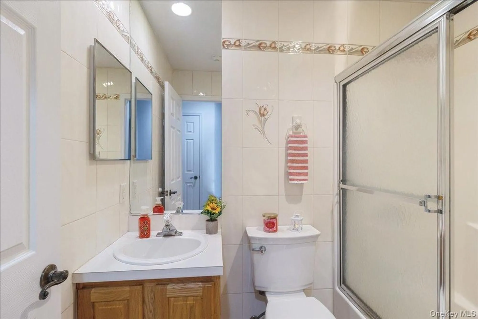 Property Slideshow image 16 of 22 | 163 theodore dr, Coram, NY, 11727