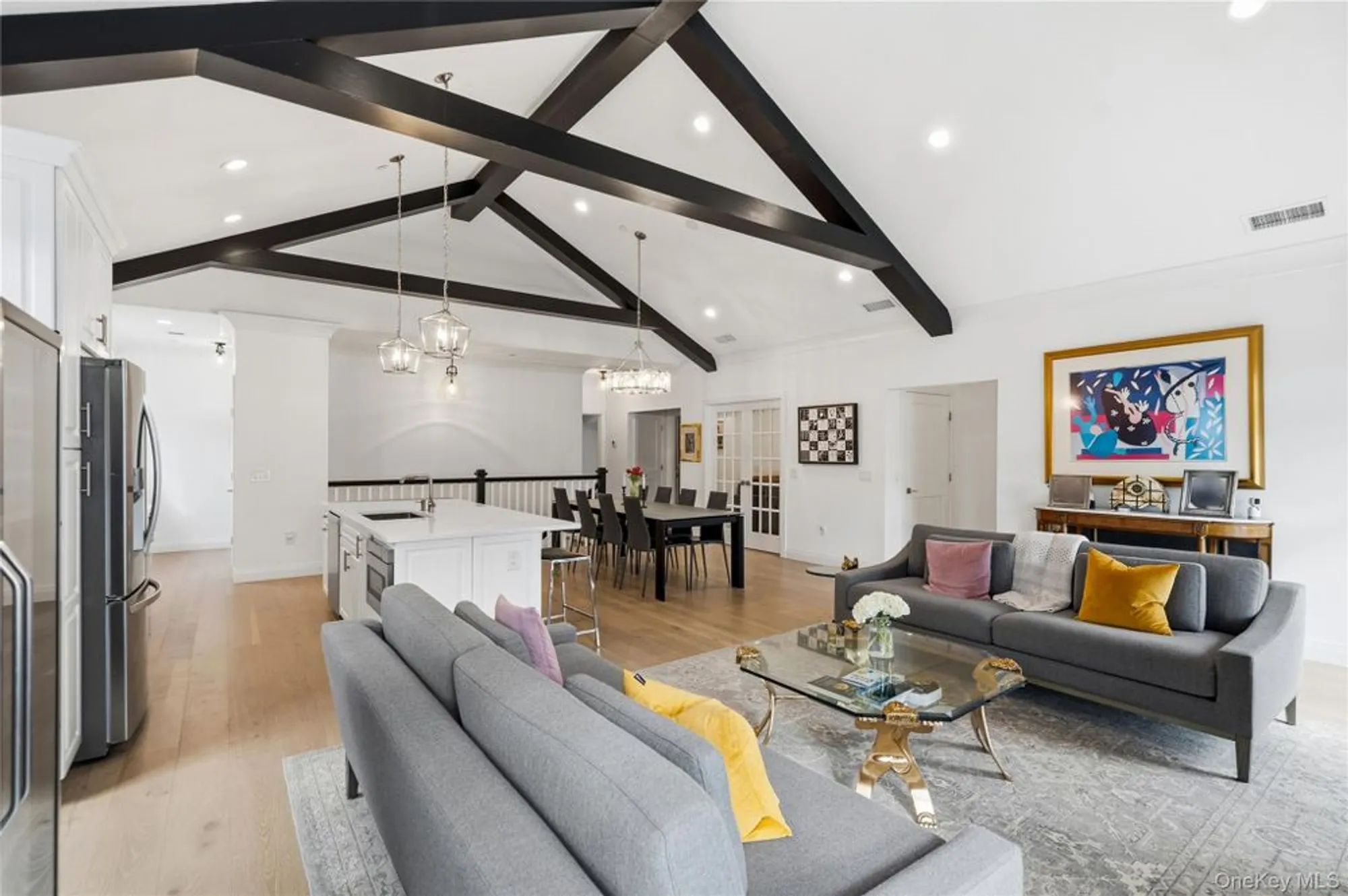 Property Slideshow image 15 of 29 | 86202 spruce pond cir # 744, Plainview, NY, 11803