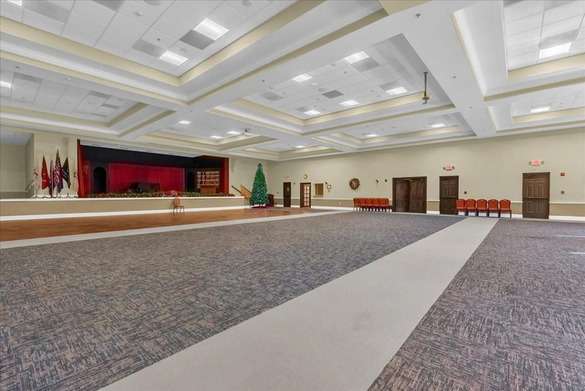 Property Slideshow image 34 of 48 | 3808 serena ln, Clermont, FL, 34711