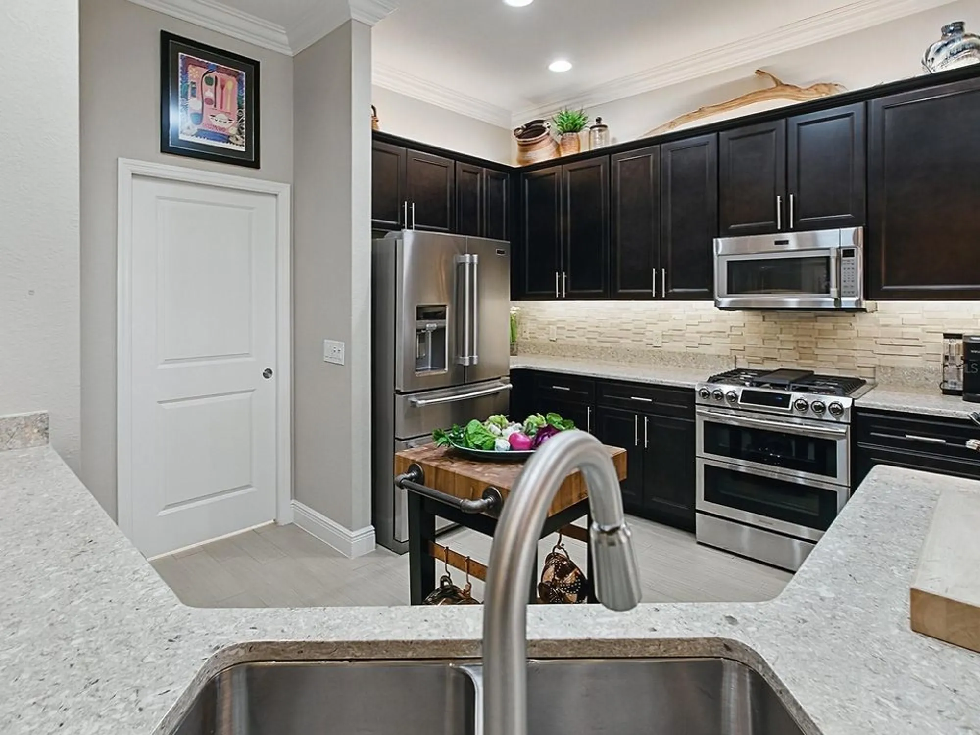 Property Slideshow image 22 of 59 | 10156 lake miona way, Oxford, FL, 34484