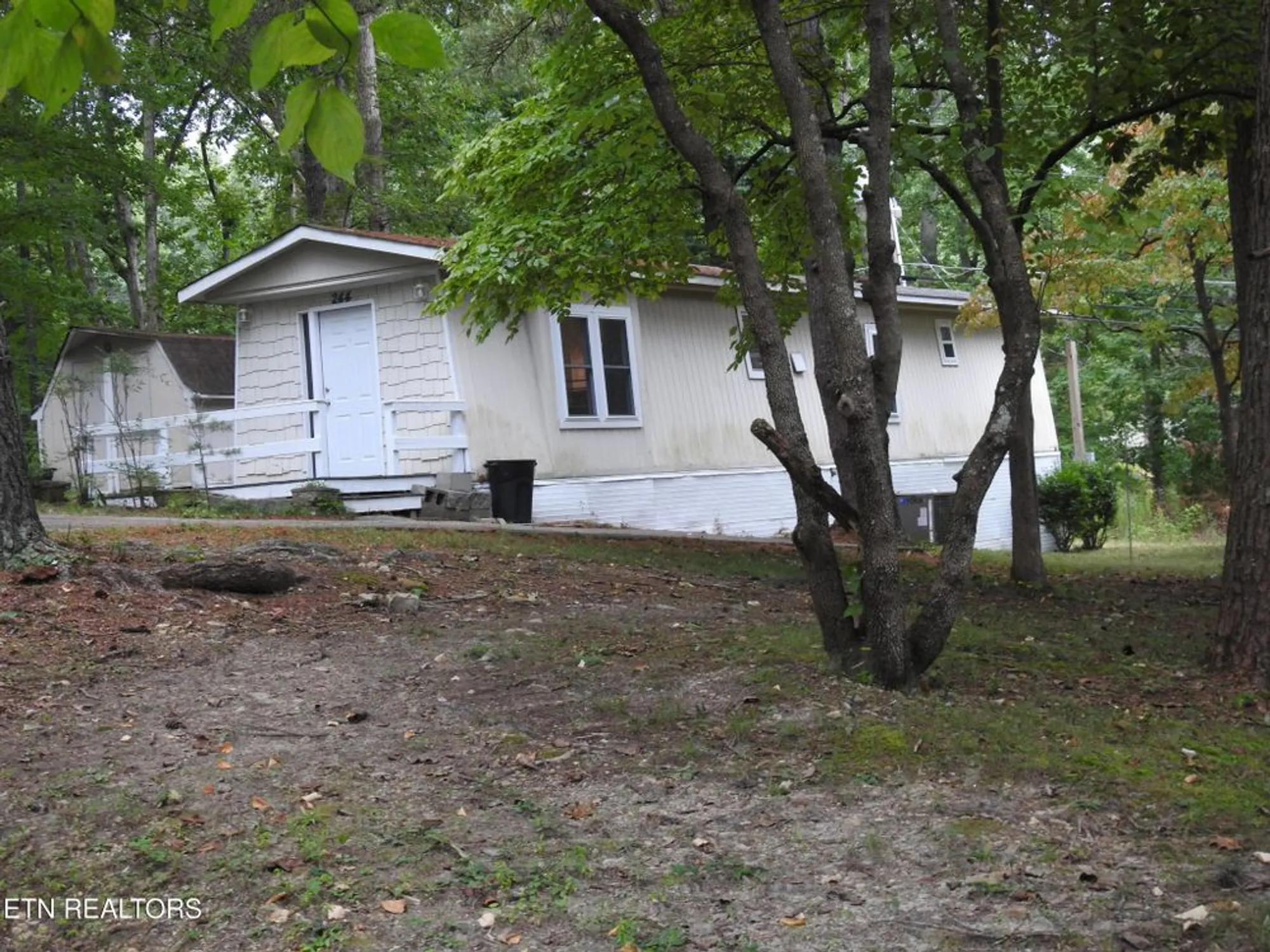 Property Slideshow image 35 of 42 | 244 rugby rd, Crossville, TN, 38558