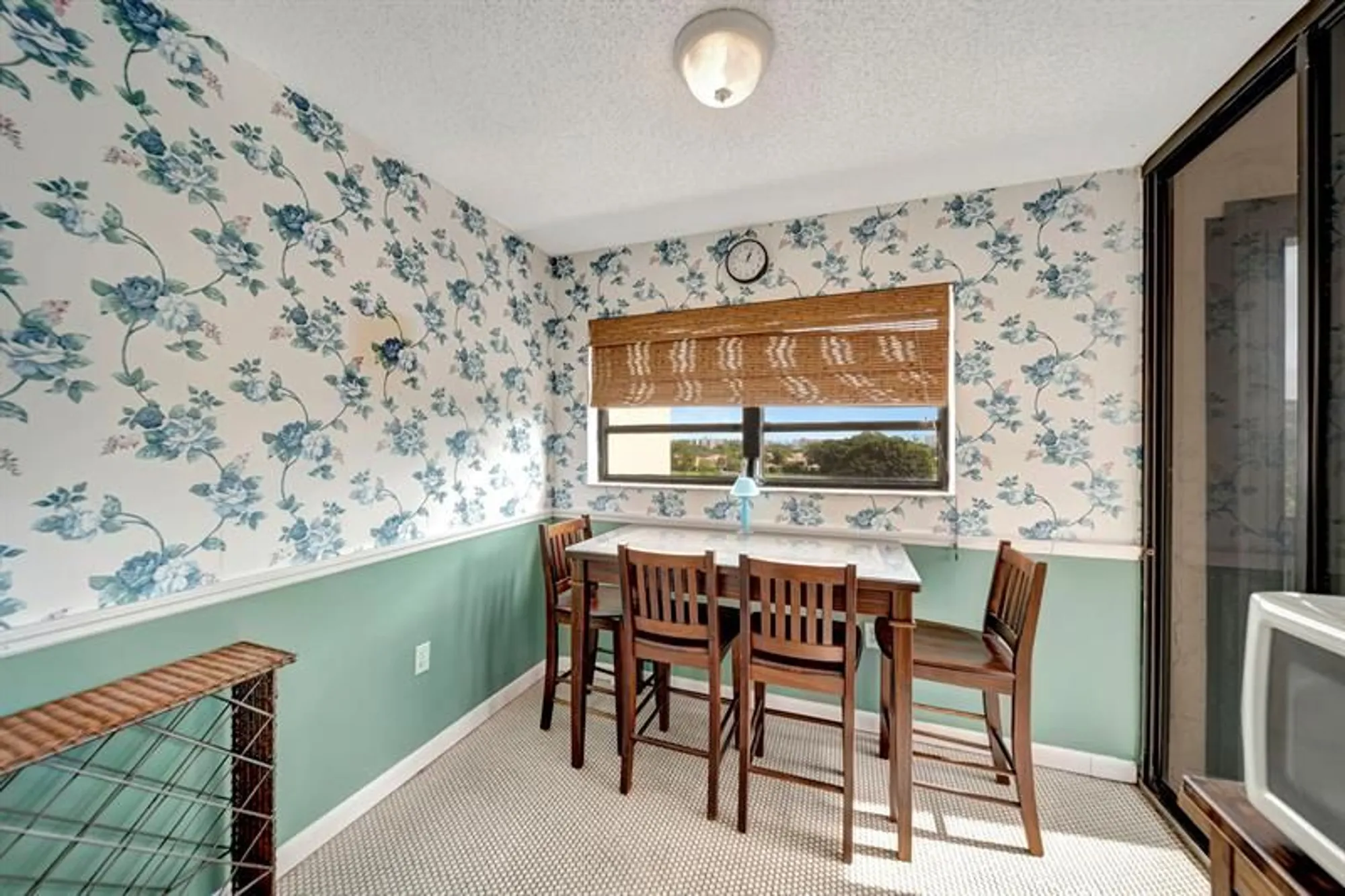 Property Slideshow image 17 of 61 | 3521 environ blvd b501, Lauderhill, FL, 33319