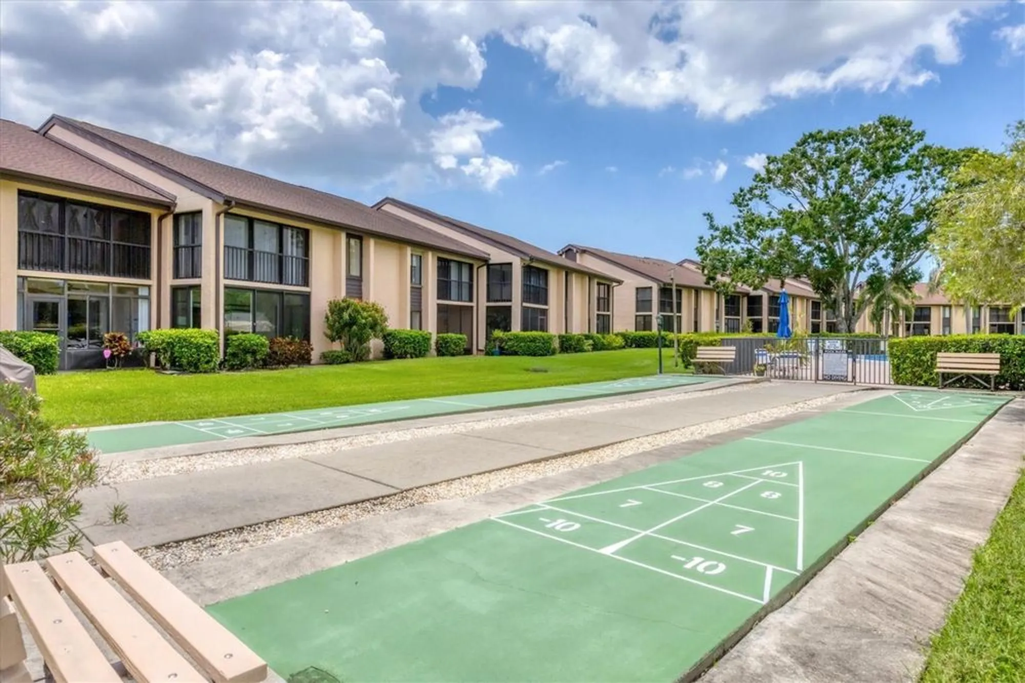 Property Slideshow image 31 of 45 | 6271 timber lake dr g6, Sarasota, FL, 34243