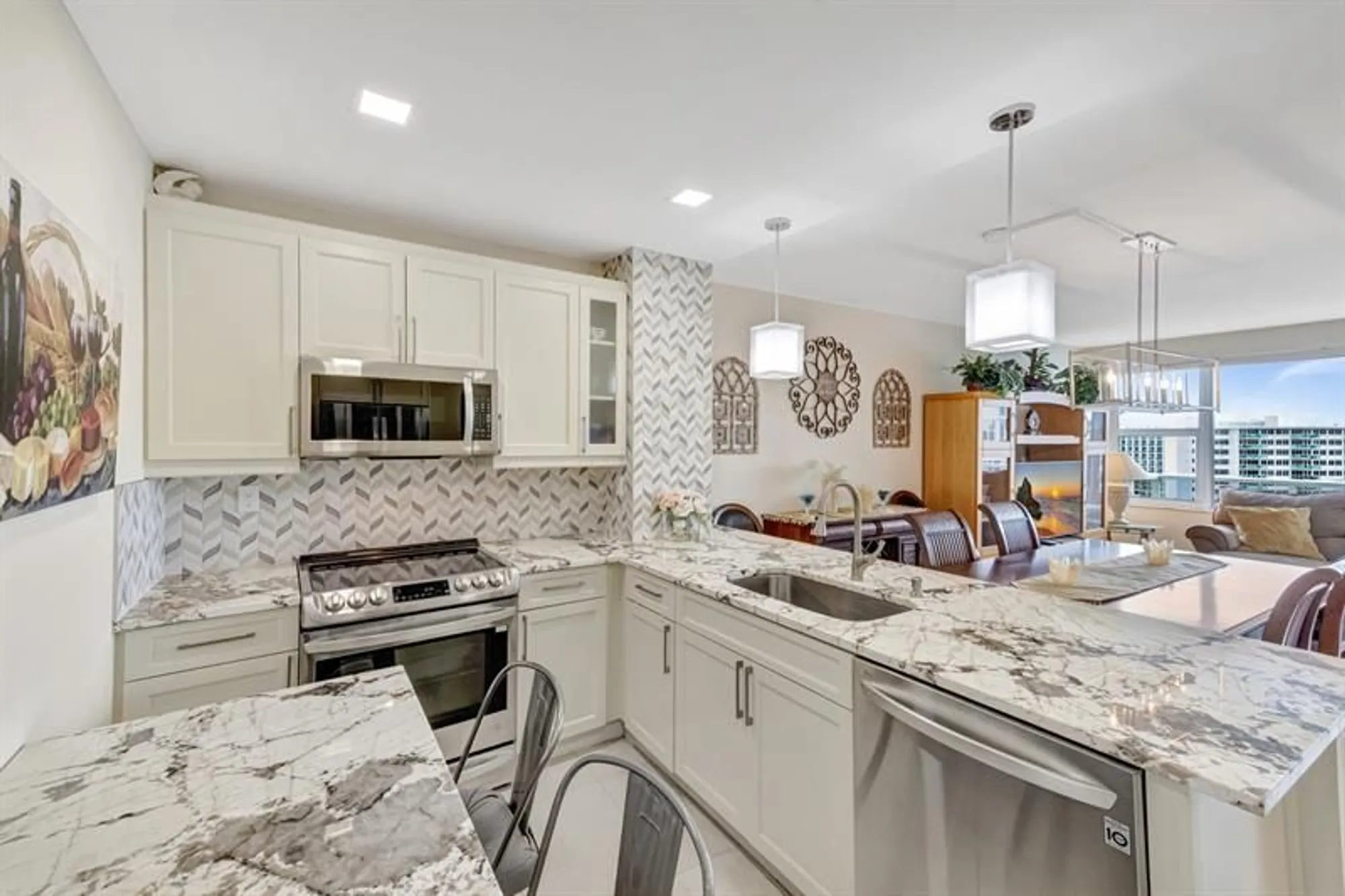 Property Slideshow image 20 of 45 | 3300 ne 36th st apt 1617, Fort Lauderdale, FL, 33308