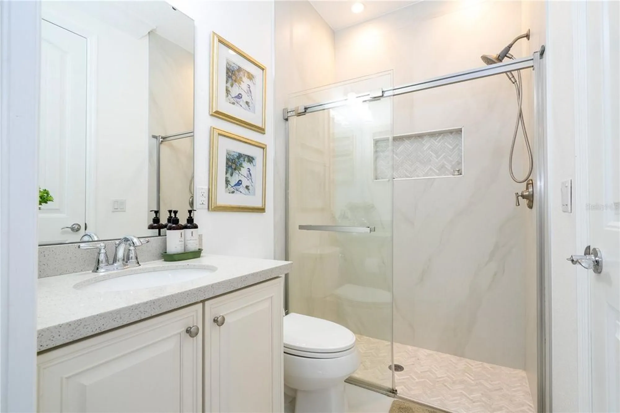 Property Slideshow image 13 of 62 | 12004 uleta ln, Orlando, FL, 32827