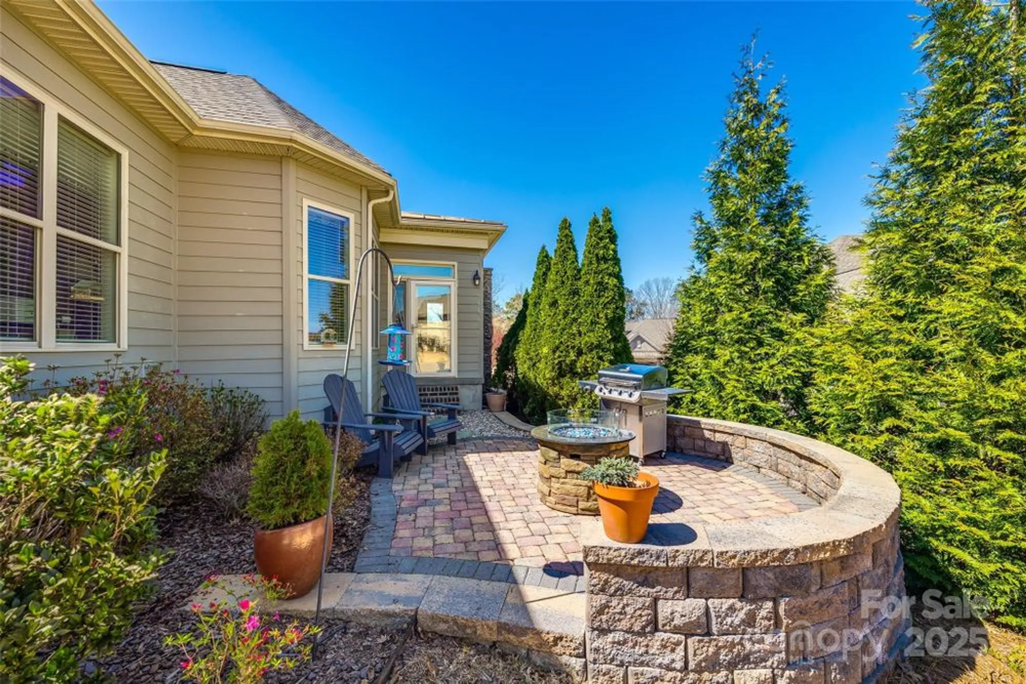 Property Slideshow image 27 of 45 | 15620 lake ridge rd, Charlotte, NC, 28278