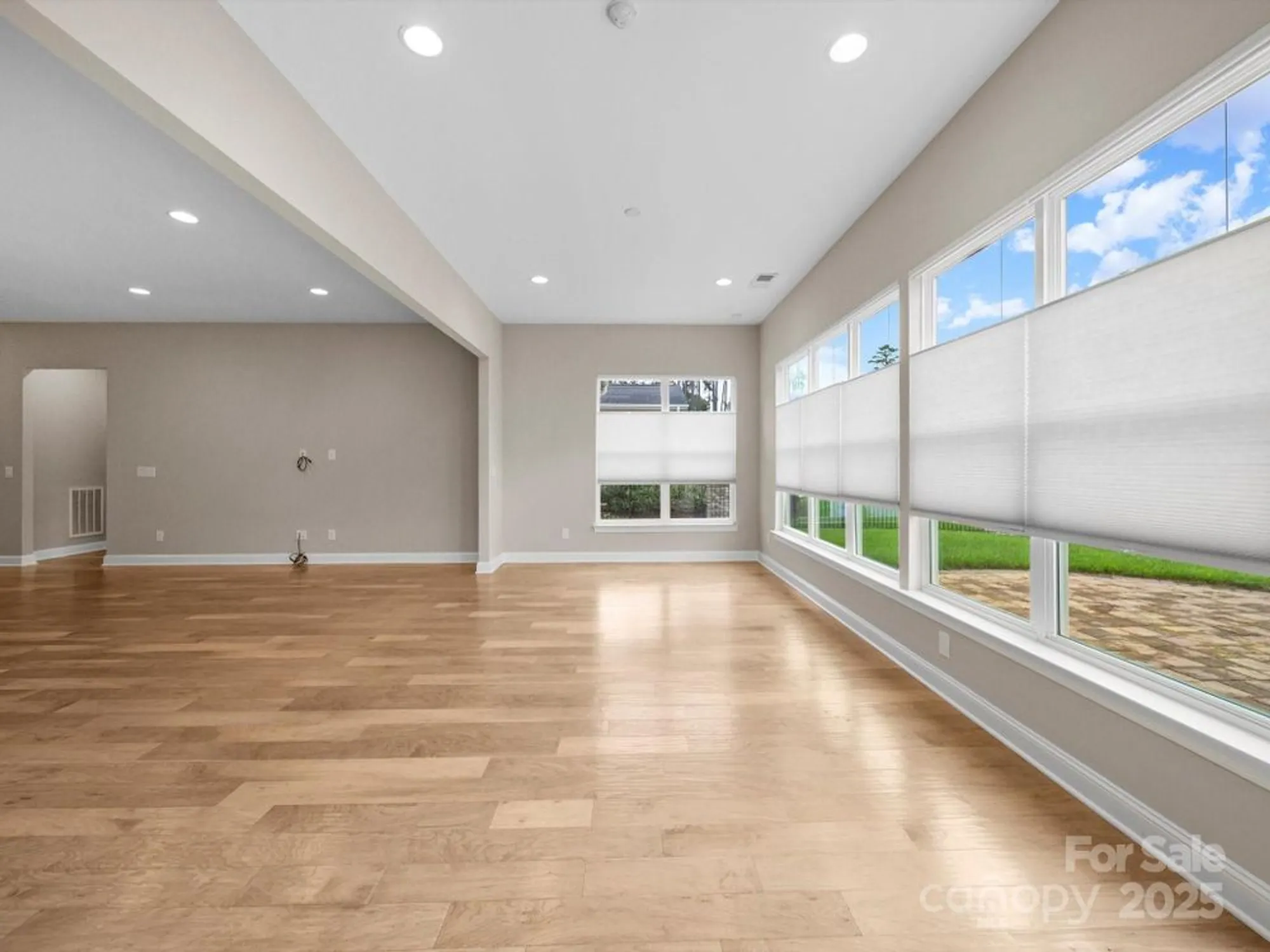 Property Slideshow image 29 of 44 | 253 stone mountain way, Denver, NC, 28037