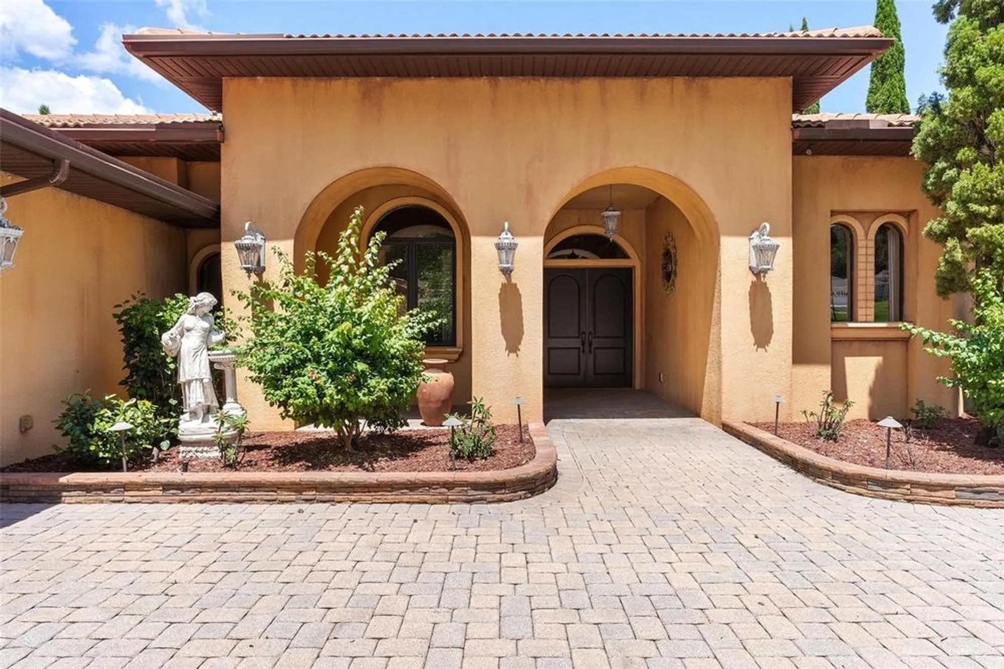 Property Slideshow image 21 of 82 | 5235 greens dr, Lady Lake, FL, 32159