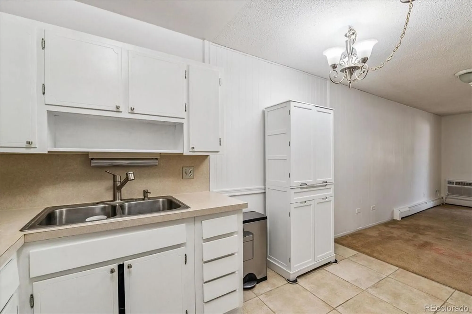 Property Slideshow image 5 of 48 | 610 s clinton st 11c, Denver, CO, 80247