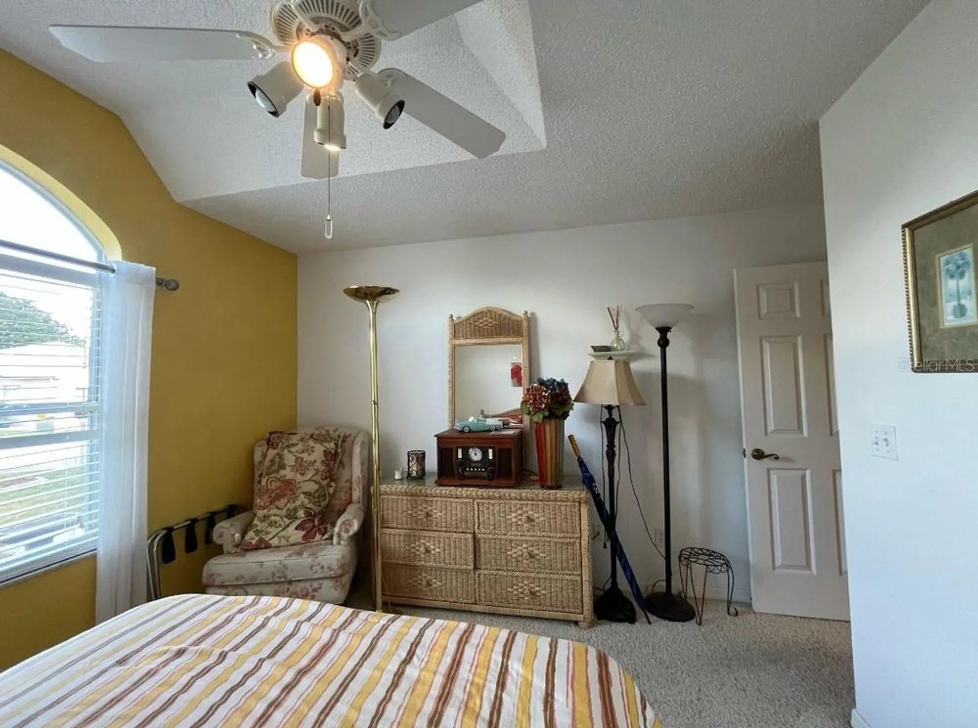 Property Slideshow image 17 of 26 | 32831 timberwood dr, Leesburg, FL, 34748