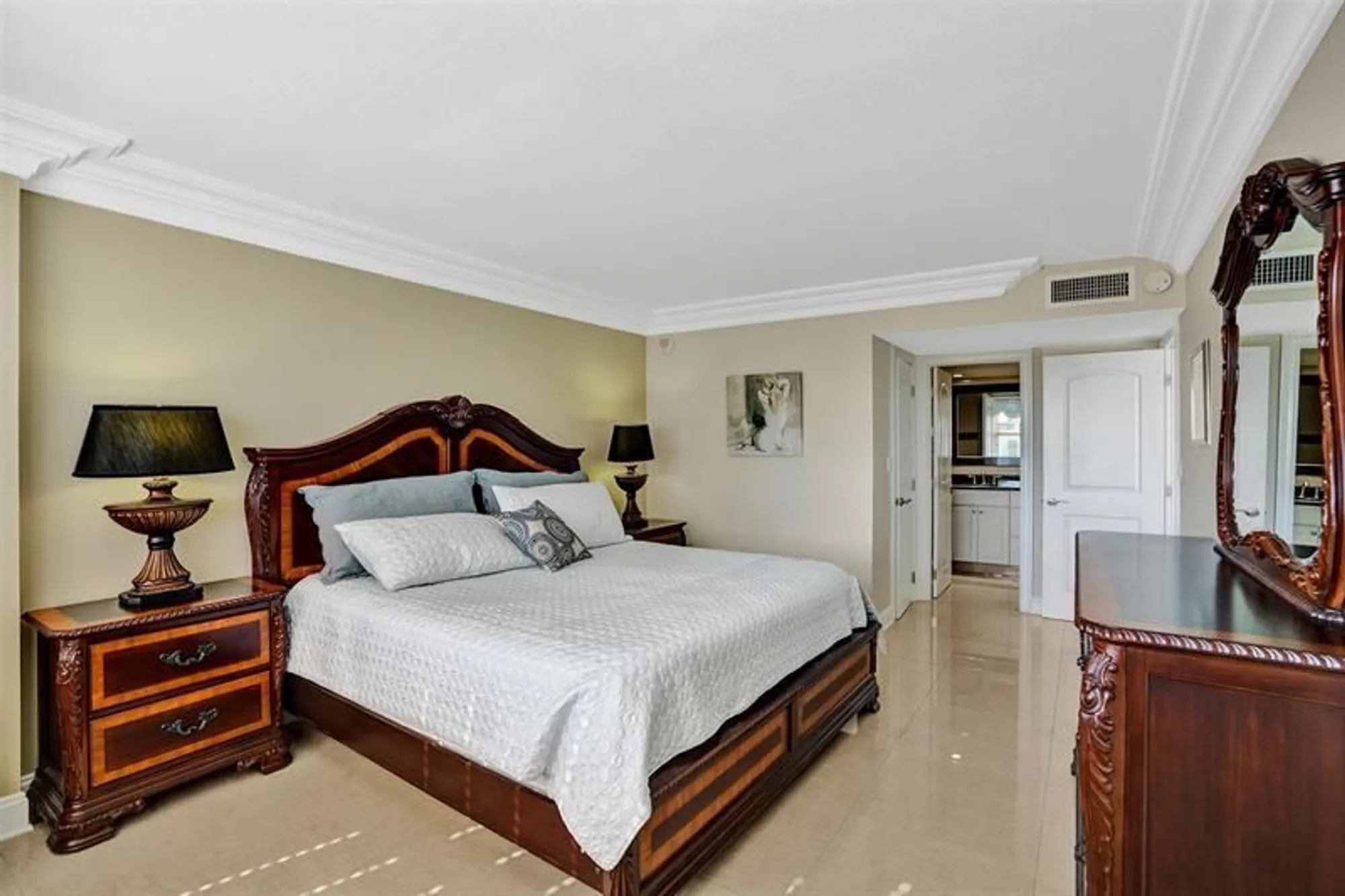 Property Slideshow image 22 of 45 | 1012 n ocean blvd 711, Pompano Beach, FL, 33062