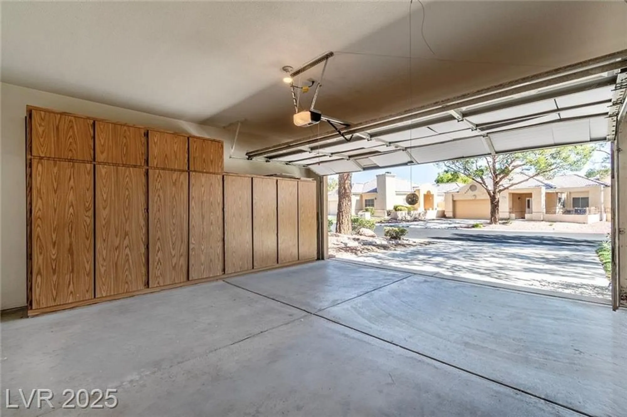 Property Slideshow image 33 of 55 | 429 mill hollow rd, Las Vegas, NV, 89107