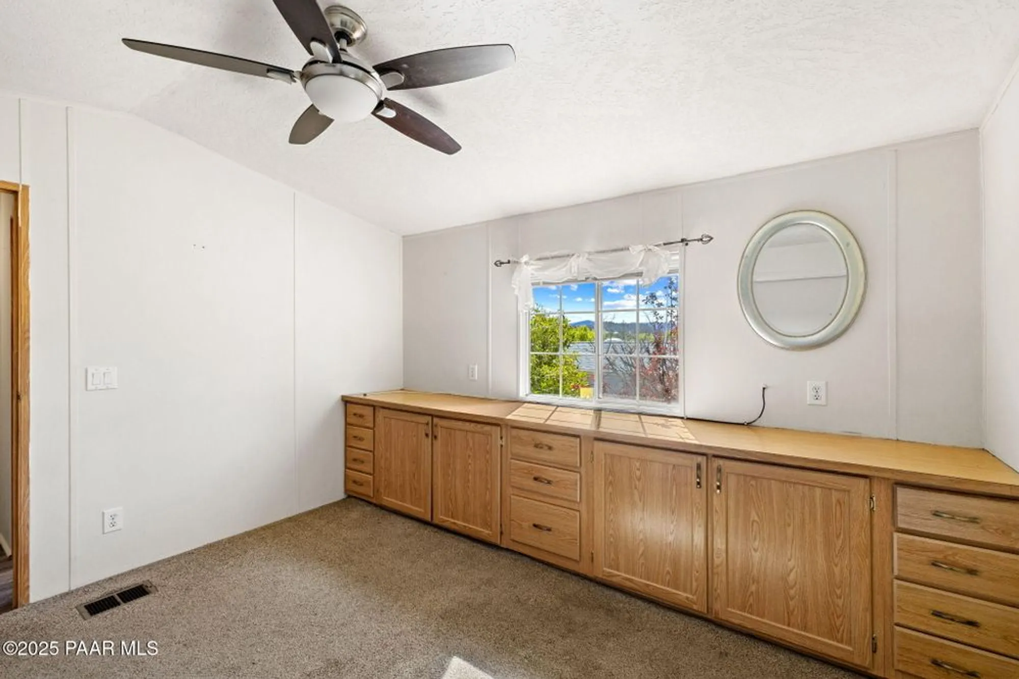 Property Slideshow image 13 of 17 | 2486 hilltop rd, Prescott, AZ, 86301