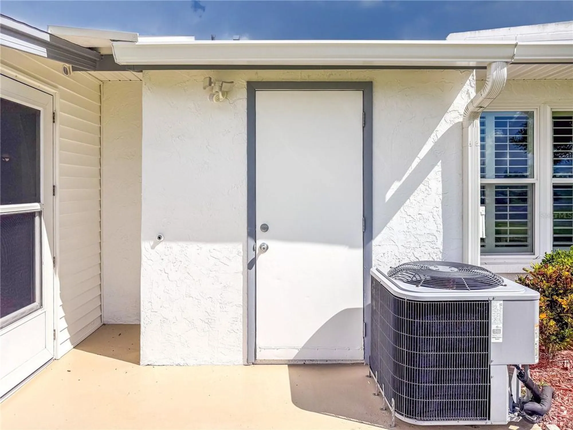 Property Slideshow image 12 of 57 | 3619 36th avenue dr, Bradenton, FL, 34205