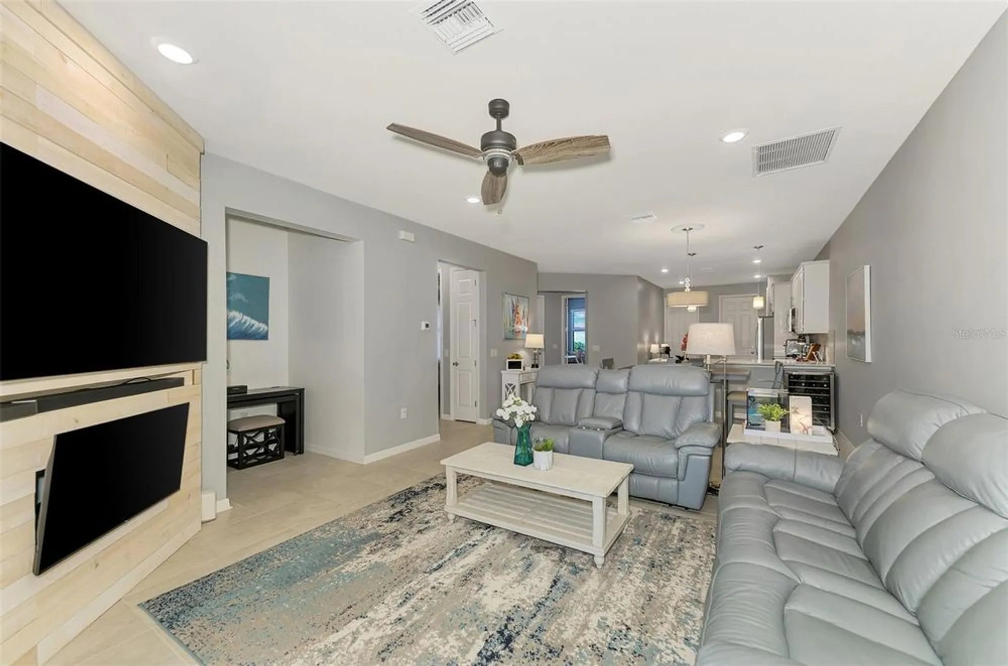 Property Slideshow image 18 of 56 | 18819 lanuvio st, Venice, FL, 34293