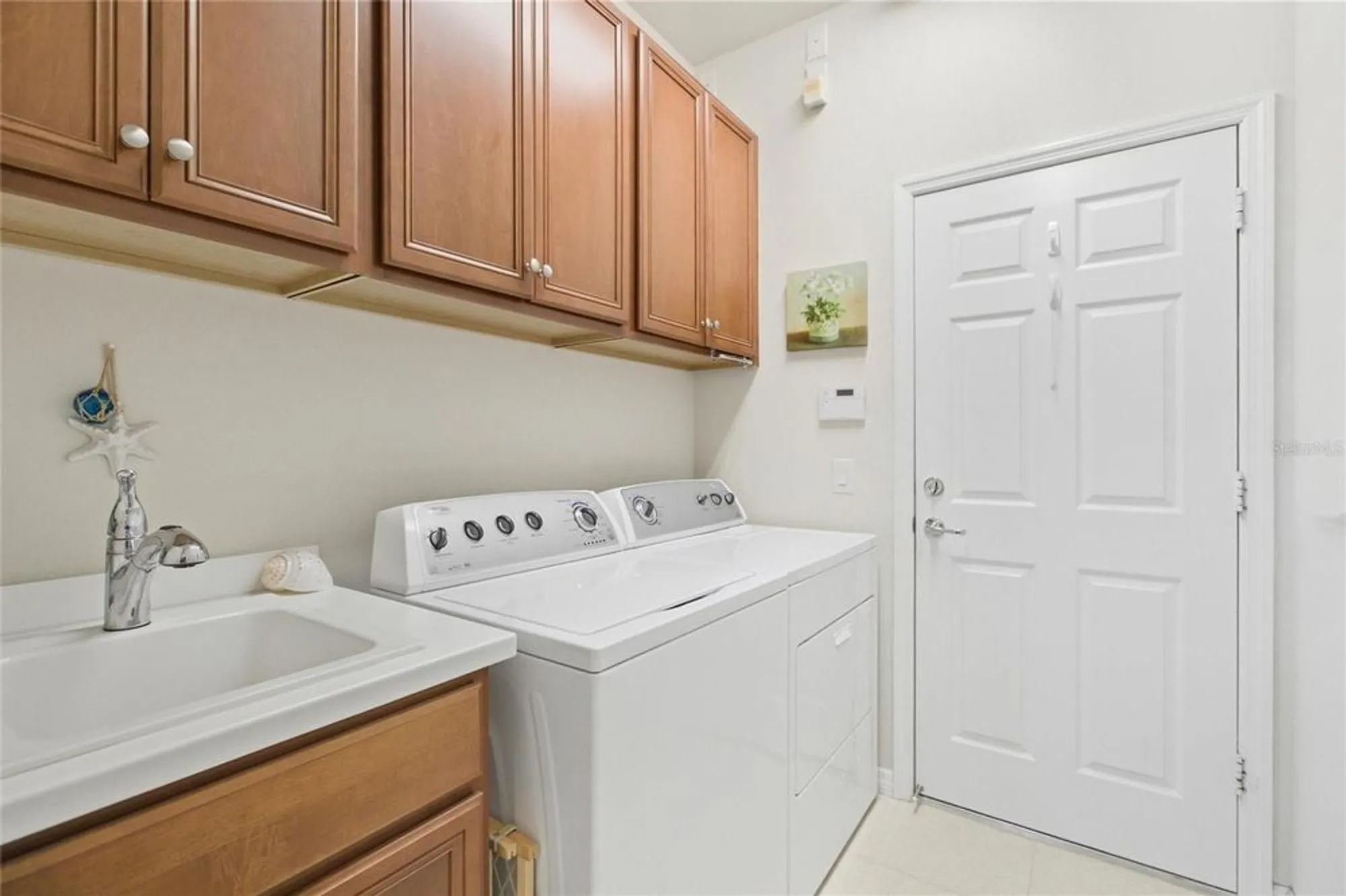Property Slideshow image 33 of 63 | 6105 granaway ct, Sarasota, FL, 34238