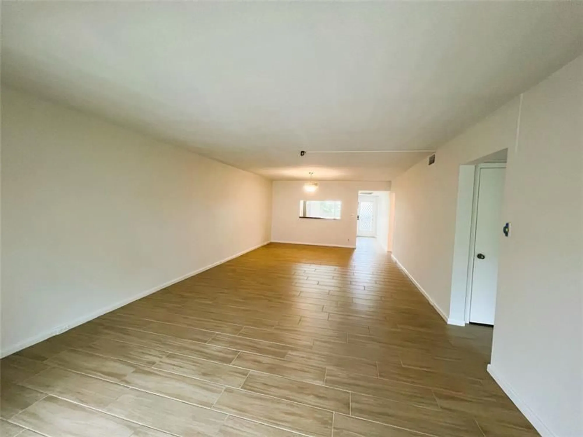 Property Slideshow image 5 of 33 | 3304 aruba way apt l4, Coconut Creek, FL, 33066