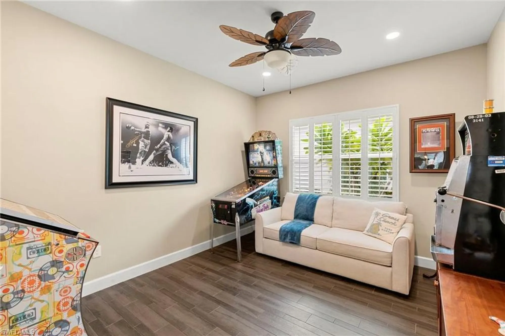 Property Slideshow image 26 of 44 | 4922 andros dr, Naples, FL, 34113