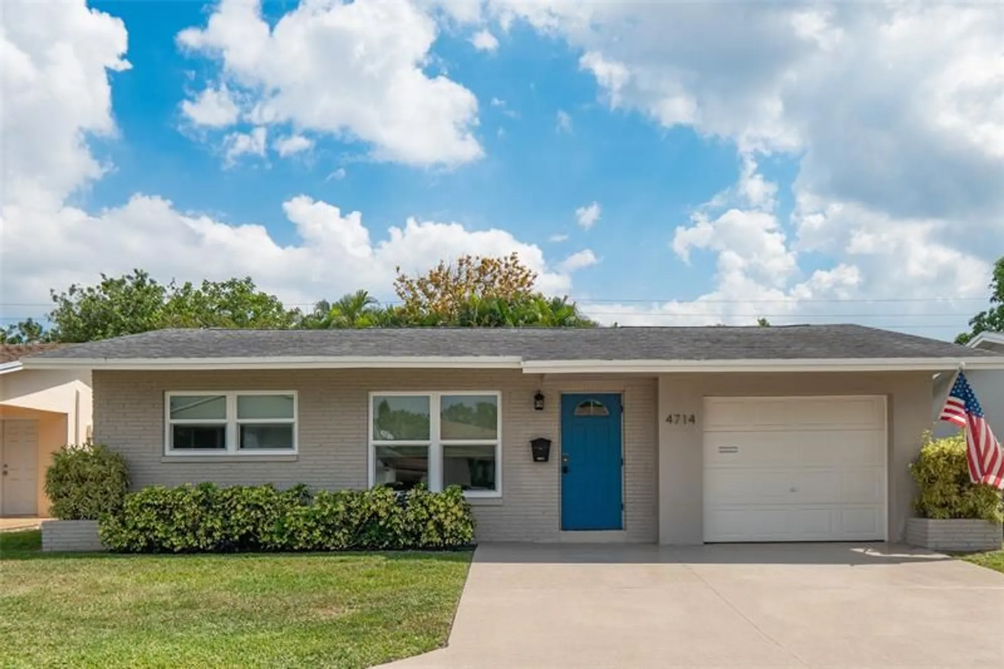 Property Slideshow image 17 of 26 | 4714 nw 44th st, Tamarac, FL, 33319