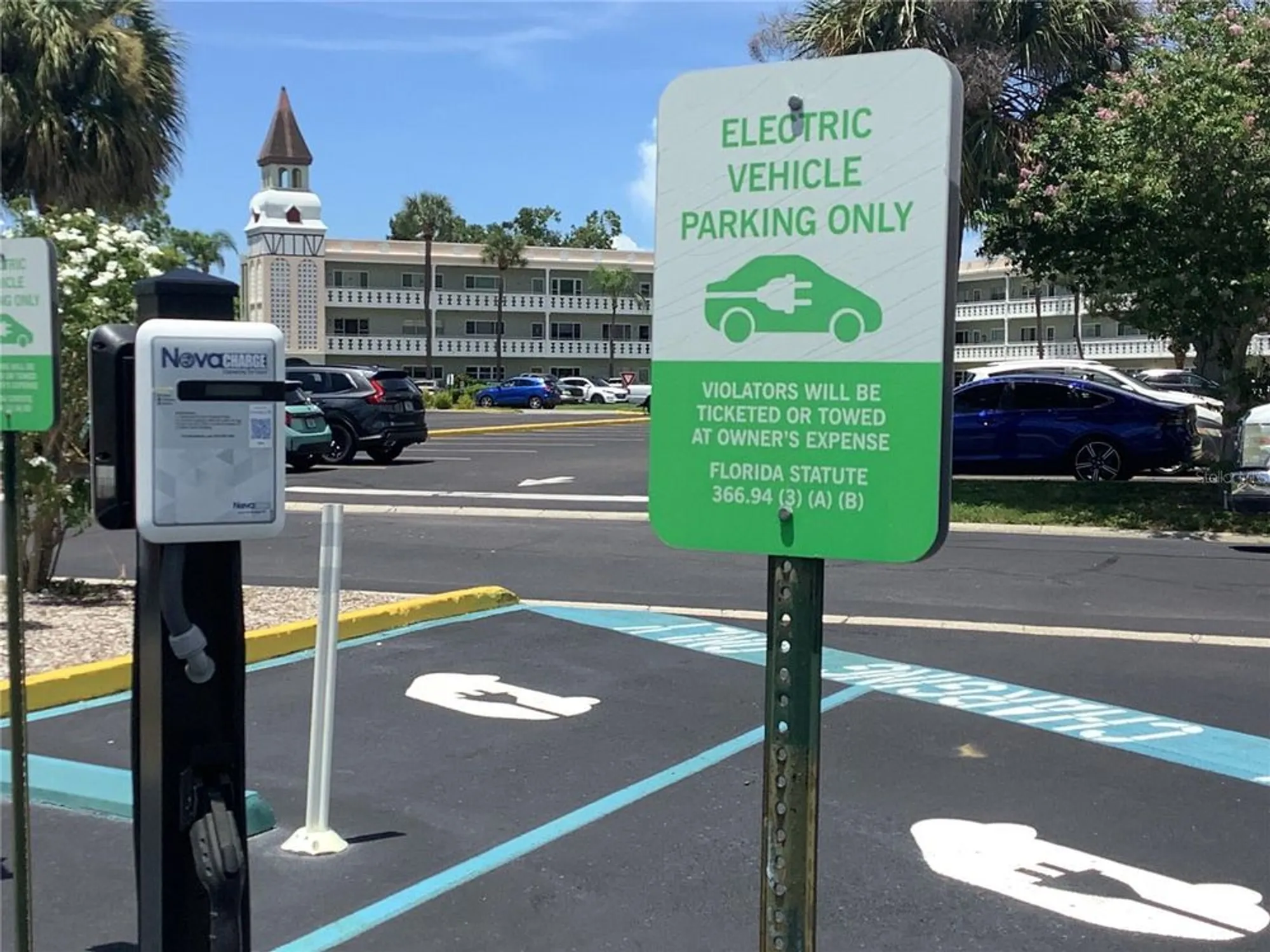 Property Slideshow image 56 of 65 | 2433 brazilia dr apt 43, Clearwater, FL, 33763