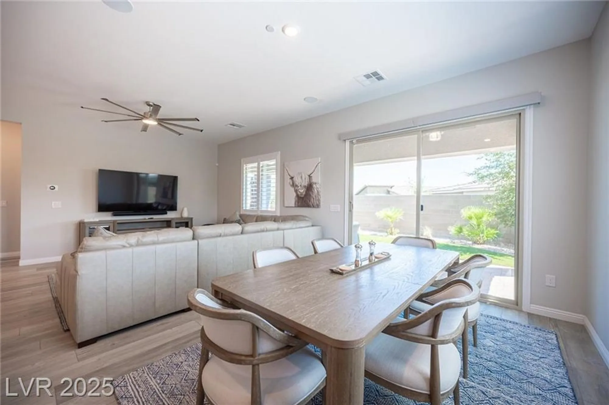 Property Slideshow image 22 of 92 | 936 mayfield manor ln, Las Vegas, NV, 89138