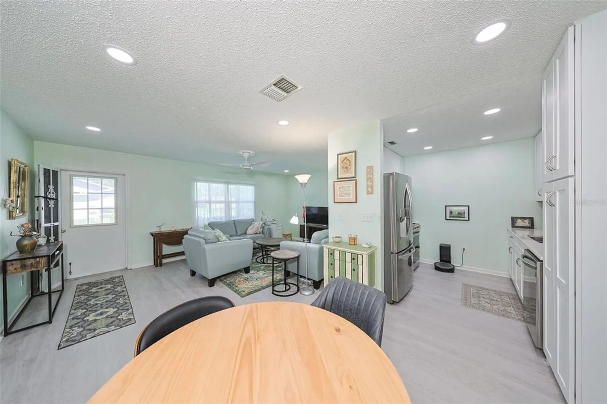 Property Slideshow image 17 of 85 | 1902 dandridge st 24, Sun City Center, FL, 33573