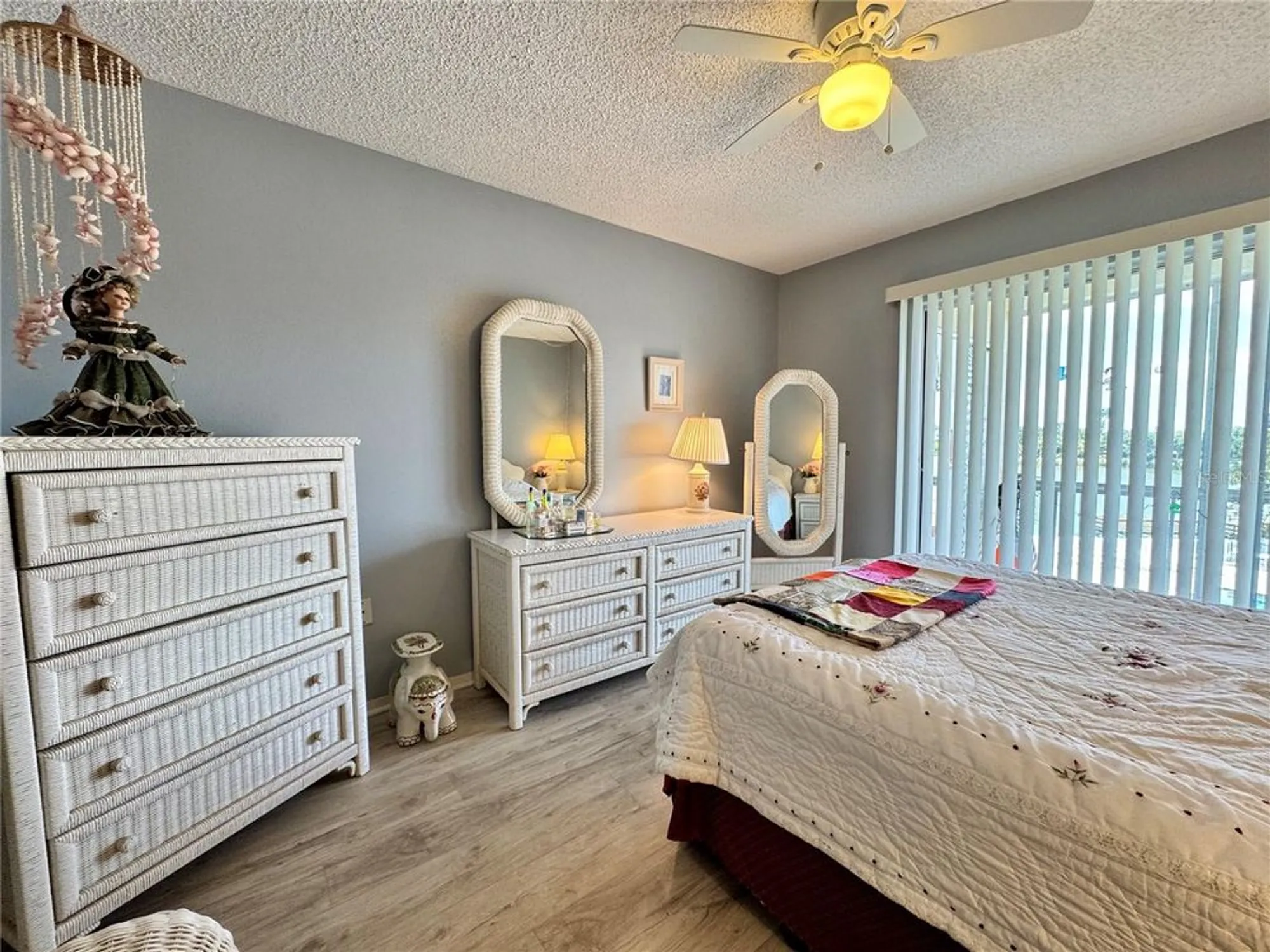 Property Slideshow image 27 of 48 | 3927 lake bayshore dr # f312, Bradenton, FL, 34205
