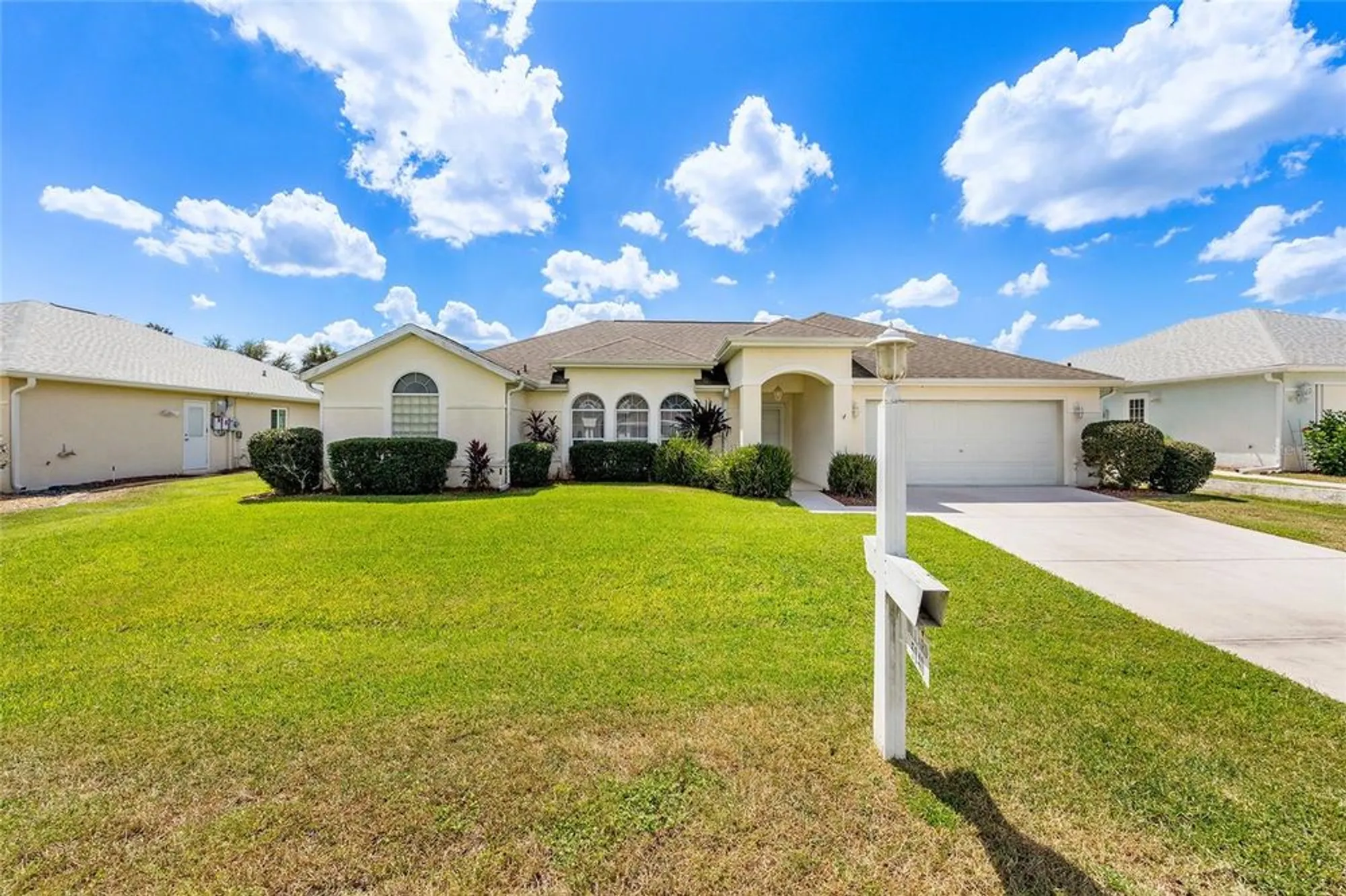 Property Slideshow image 4 of 49 | 5140 nw 25th loop, Ocala, FL, 34482