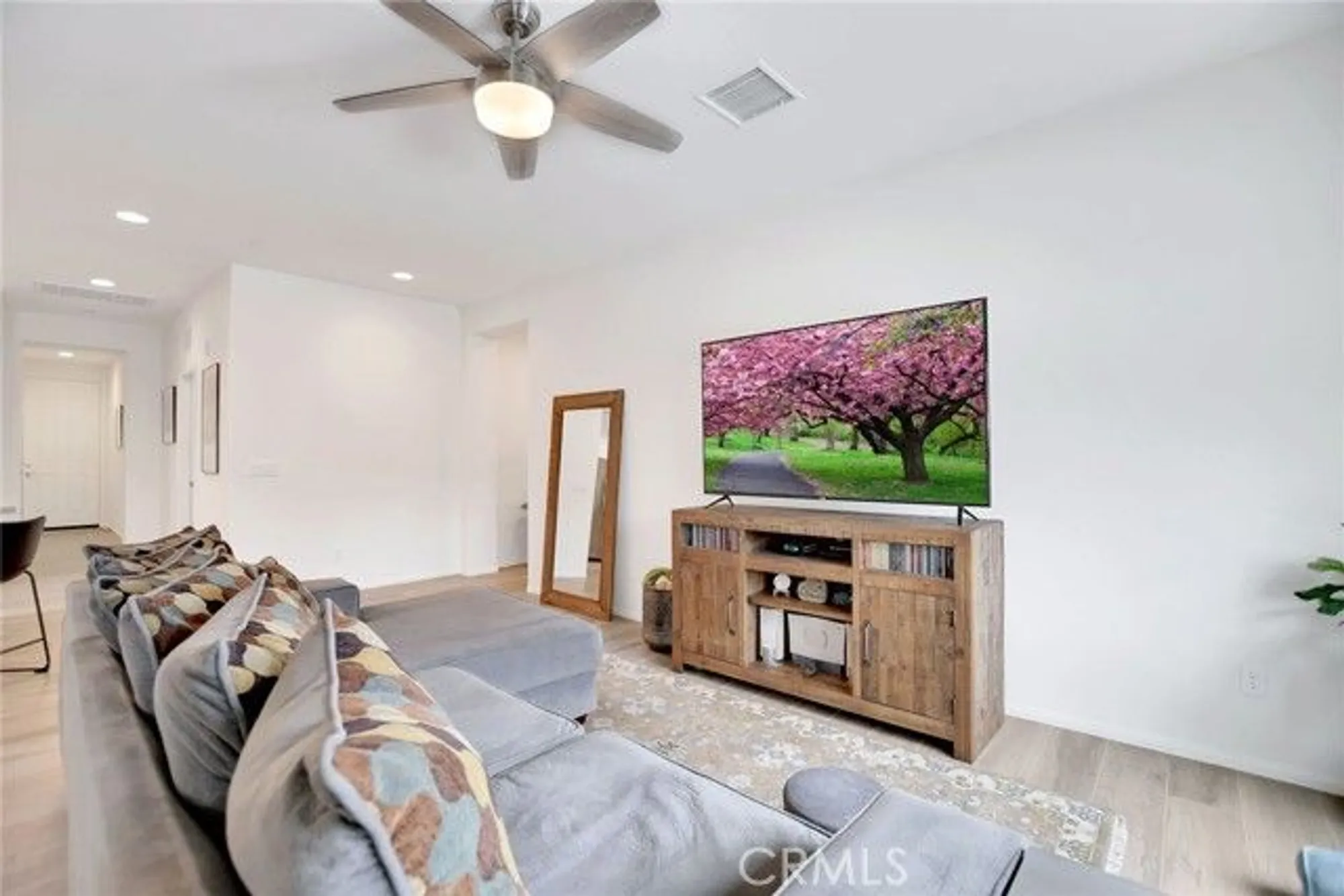 Property Slideshow image 7 of 32 | 383 song bird, Beaumont, CA, 92223