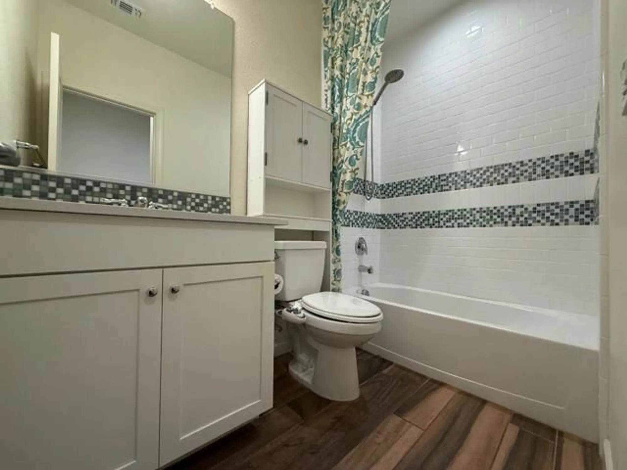 Property Slideshow image 13 of 15 | 830 auction st, Los Banos, CA, 93635