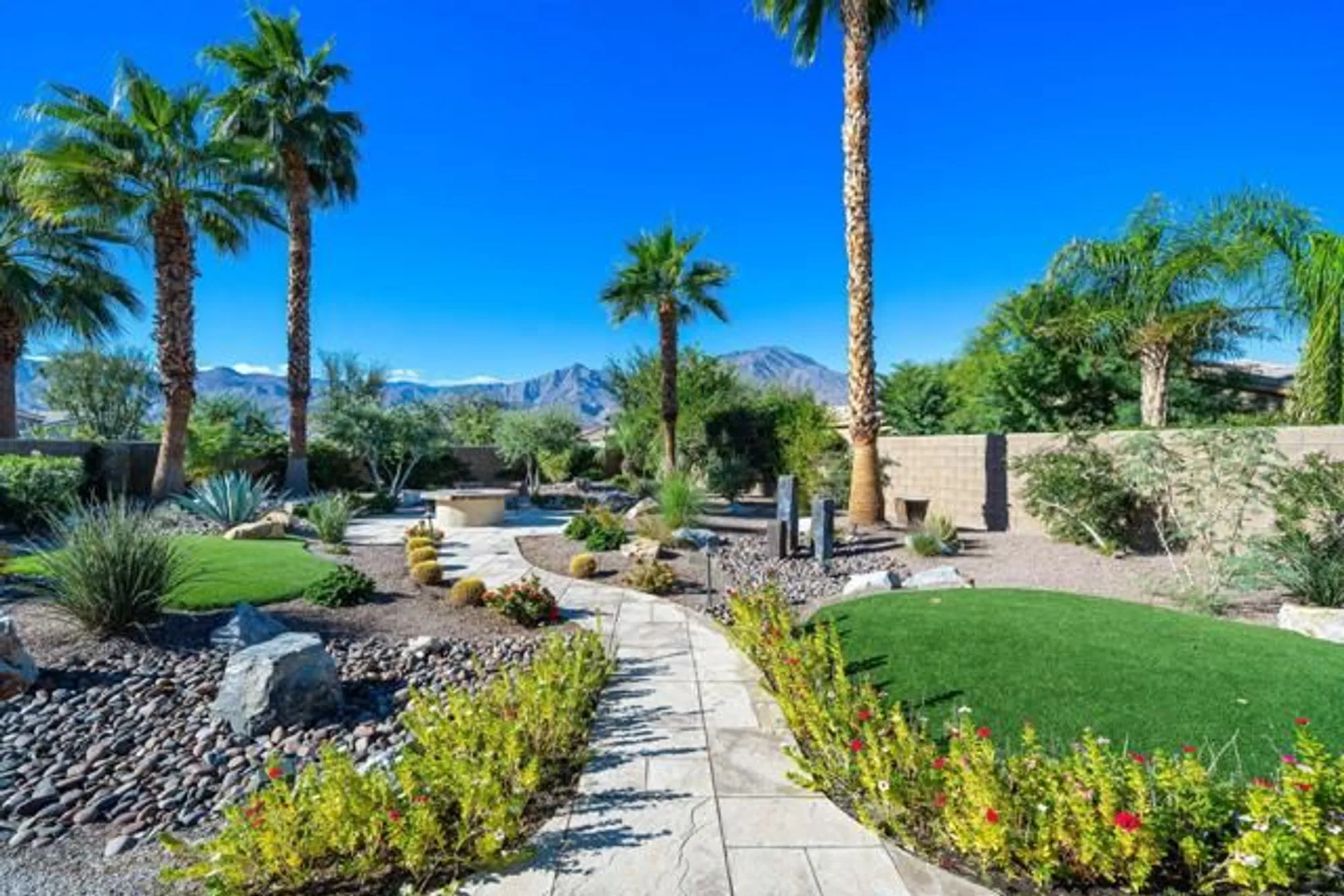 Property Slideshow image 48 of 48 | 81943 prism dr, La Quinta, CA, 92253