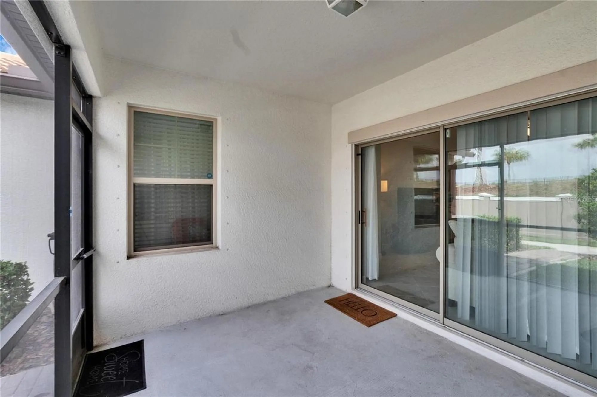 Property Slideshow image 40 of 97 | 16927 april plush dr, Wimauma, FL, 33598