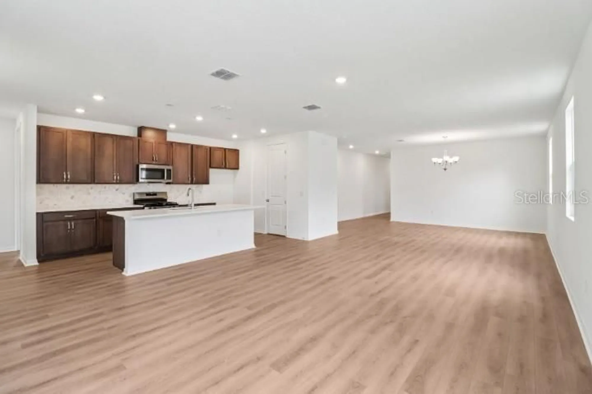 Property Slideshow image 11 of 38 | 706 junonia blvd, New Smyrna Beach, FL, 32168