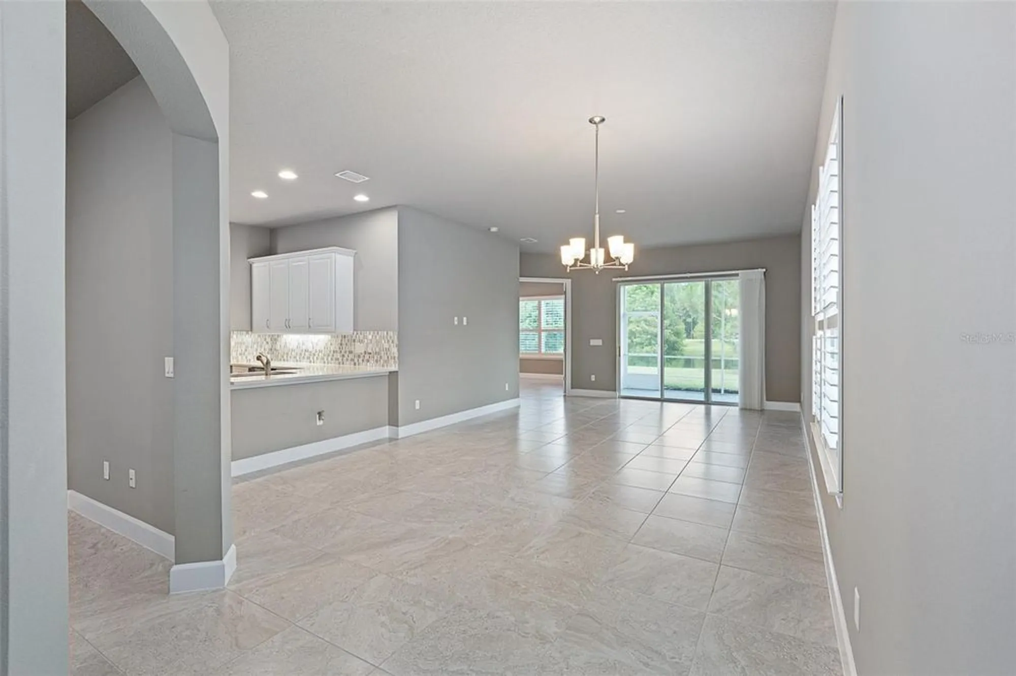 Property Slideshow image 8 of 47 | 856 pinewood dr, Ormond Beach, FL, 32174